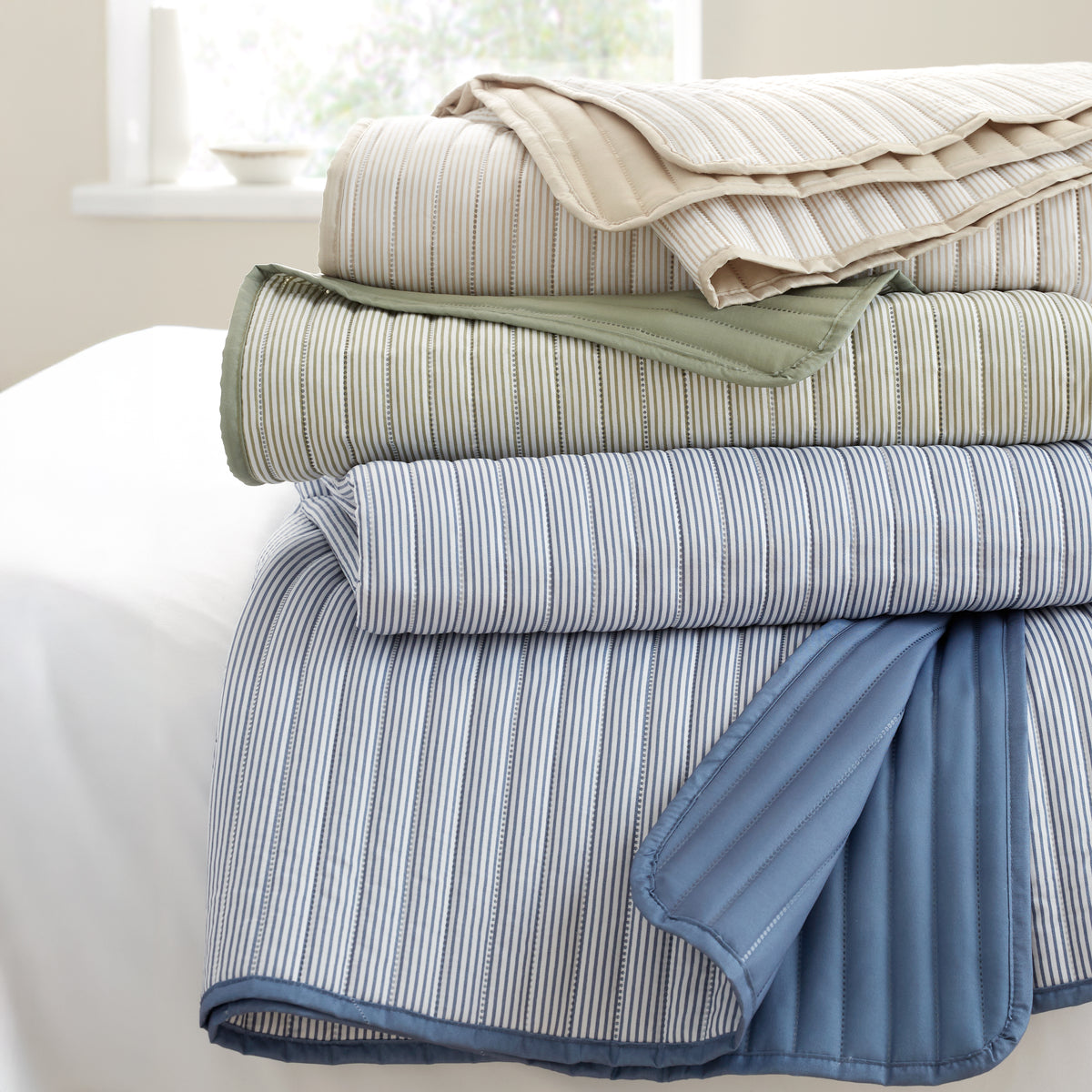 Catherine Lansfield Stripe 220cm x 230cm Reversible Bedspread Green