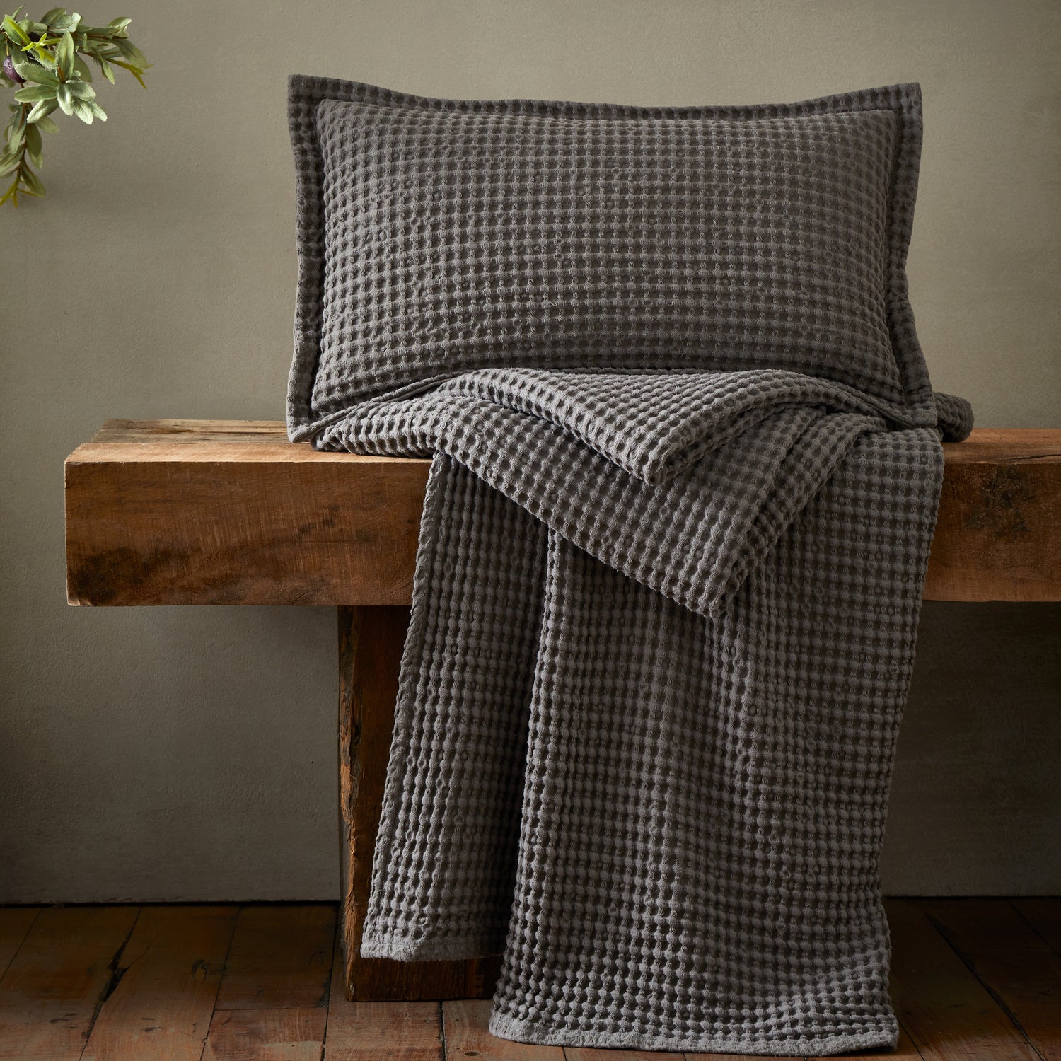 Pineapple Elephant Jaipur Waffle Filled Boudoir 30cm x 50cm Grey