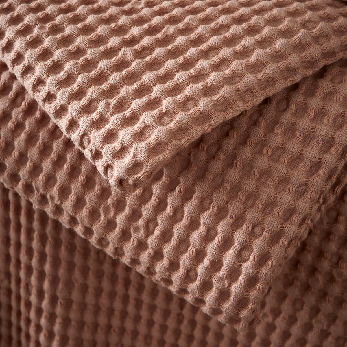Pineapple Elephant Jaipur 150cm x 200cm Waffle Throw Pink