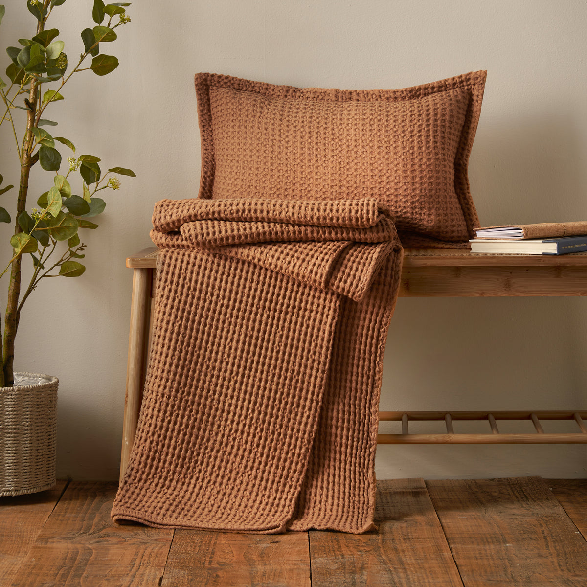 Pineapple Elephant Jaipur Waffle 30cm x 50cm Oxford Filled Boudoir Caramel