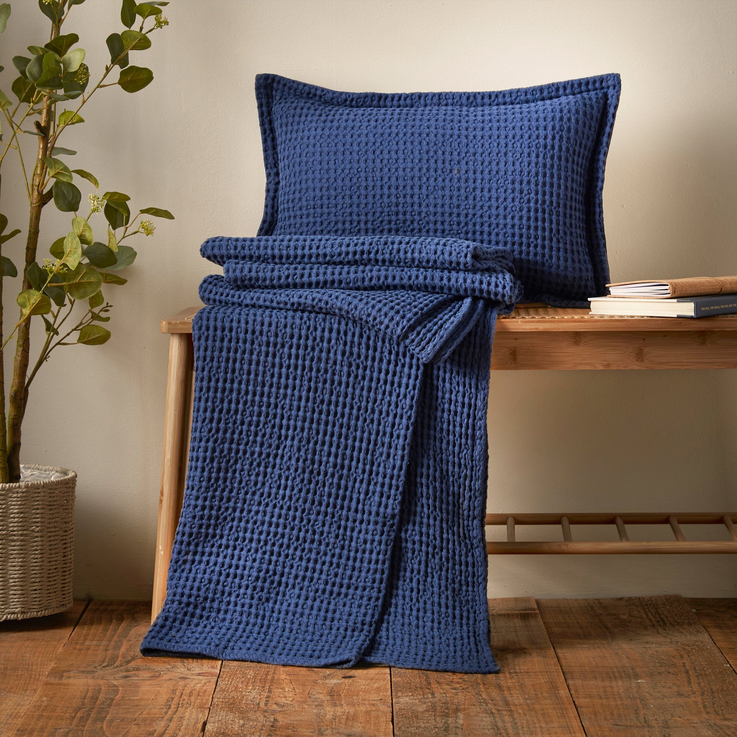 Pineapple Elephant Jaipur Waffle 150cm x 200cm Throw Navy Blue