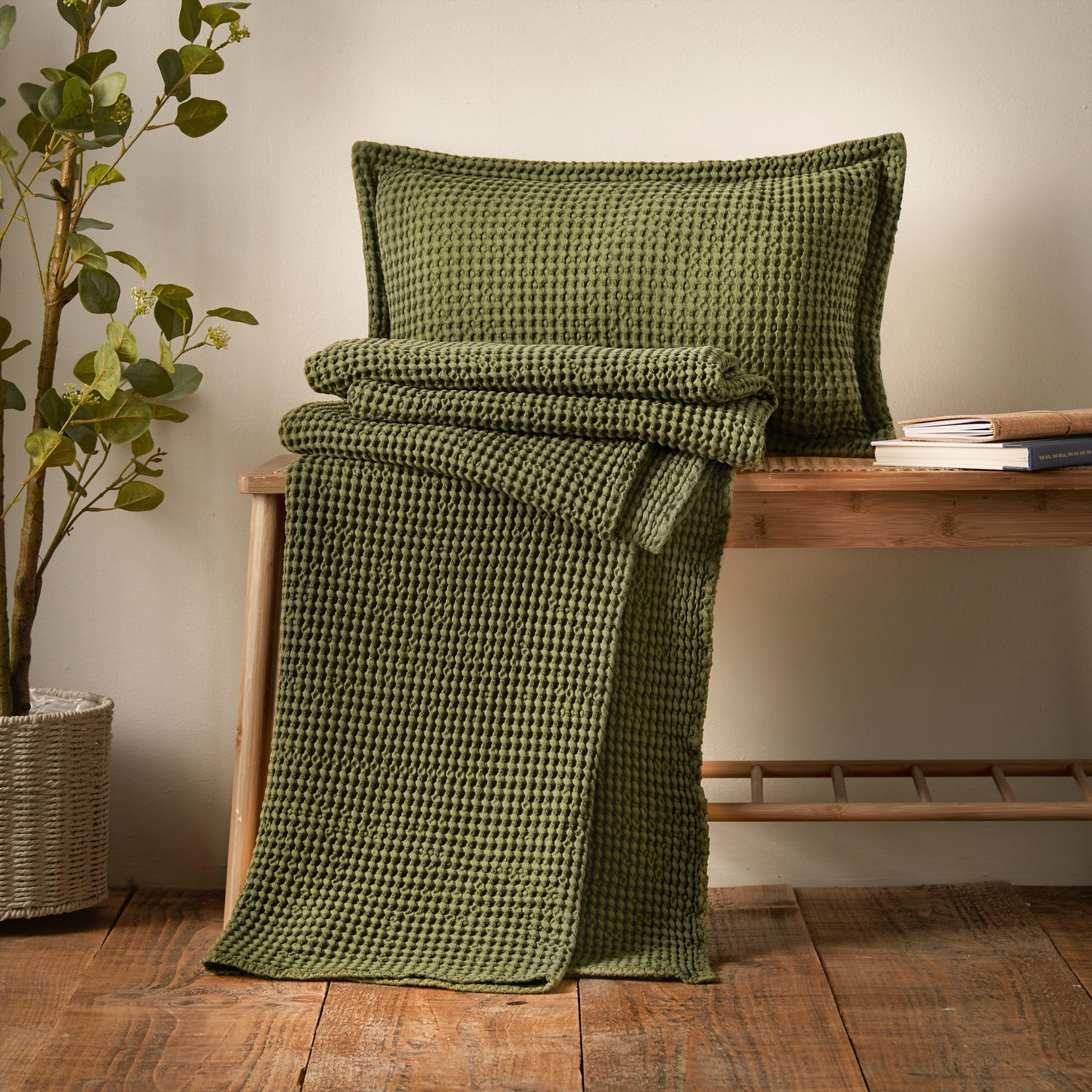 Pineapple Elephant Jaipur Waffle 150cm x 200cm Throw Olive Green