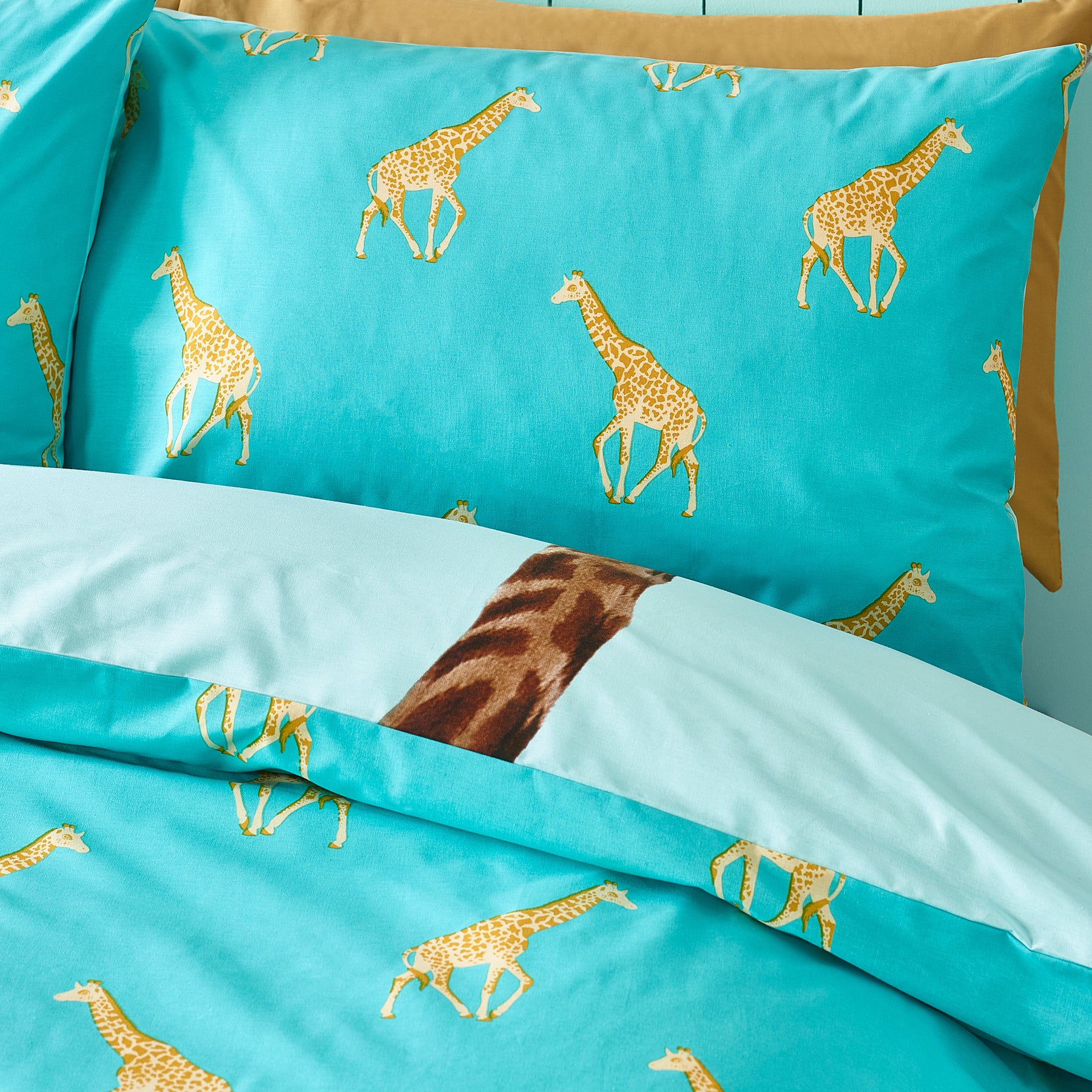Catherine Lansfield Havin A Giraffe Childrens Bedding Aqua