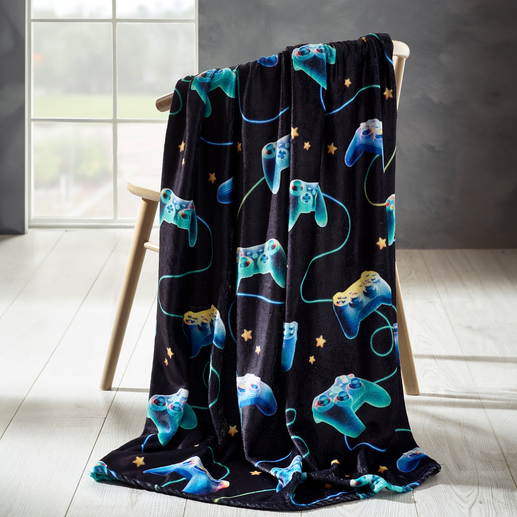 Catherine Lansfield Gamer 130cm x 170cm Throw Black