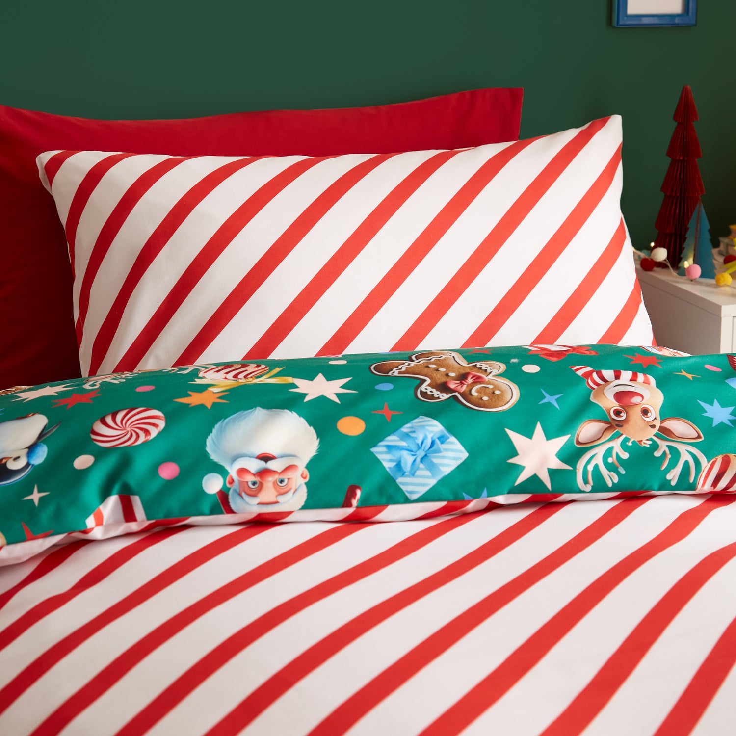 Catherine Lansfield Christmas Icons Duvet Cover Bedding Set Green