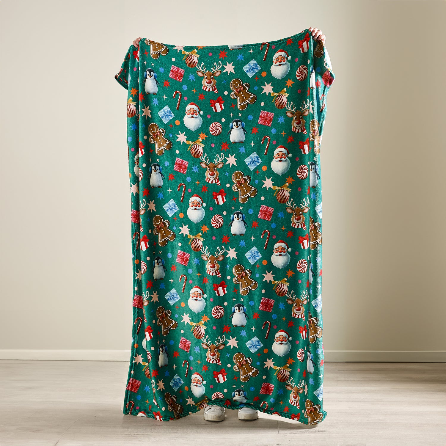 Catherine Lansfield Christmas Icons 130cm x 170cm Throw Green