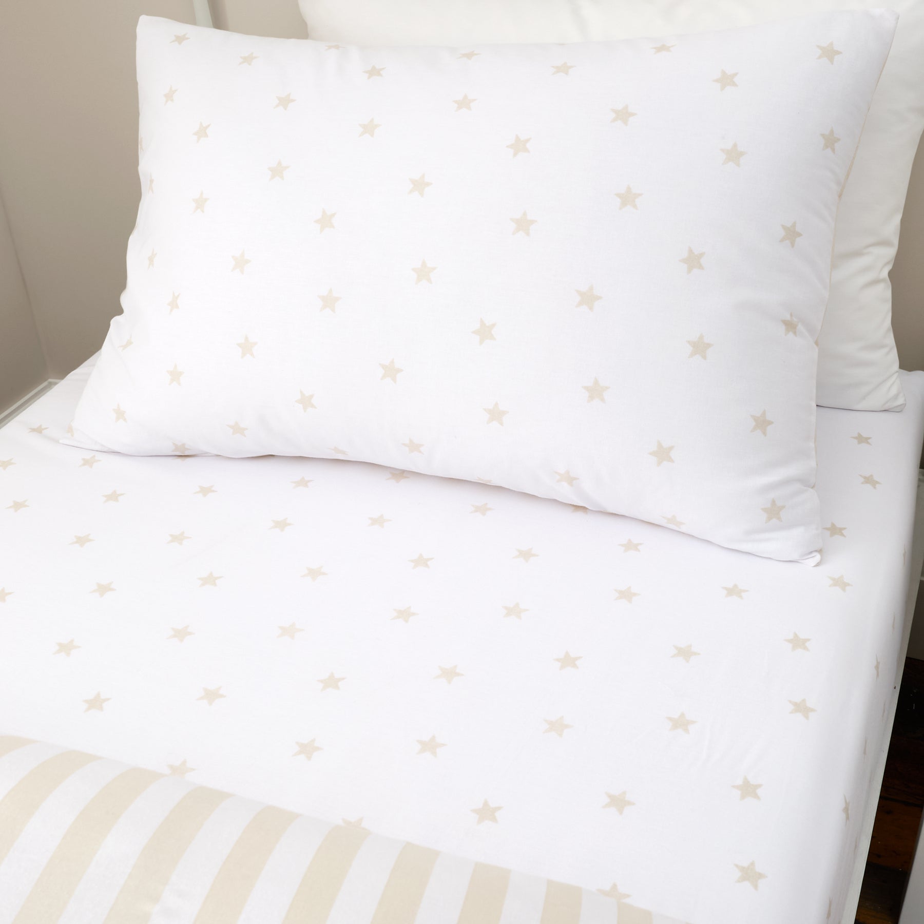 Bianca Mini Star And Stripes Bed Linen Fitted Sheet Natural