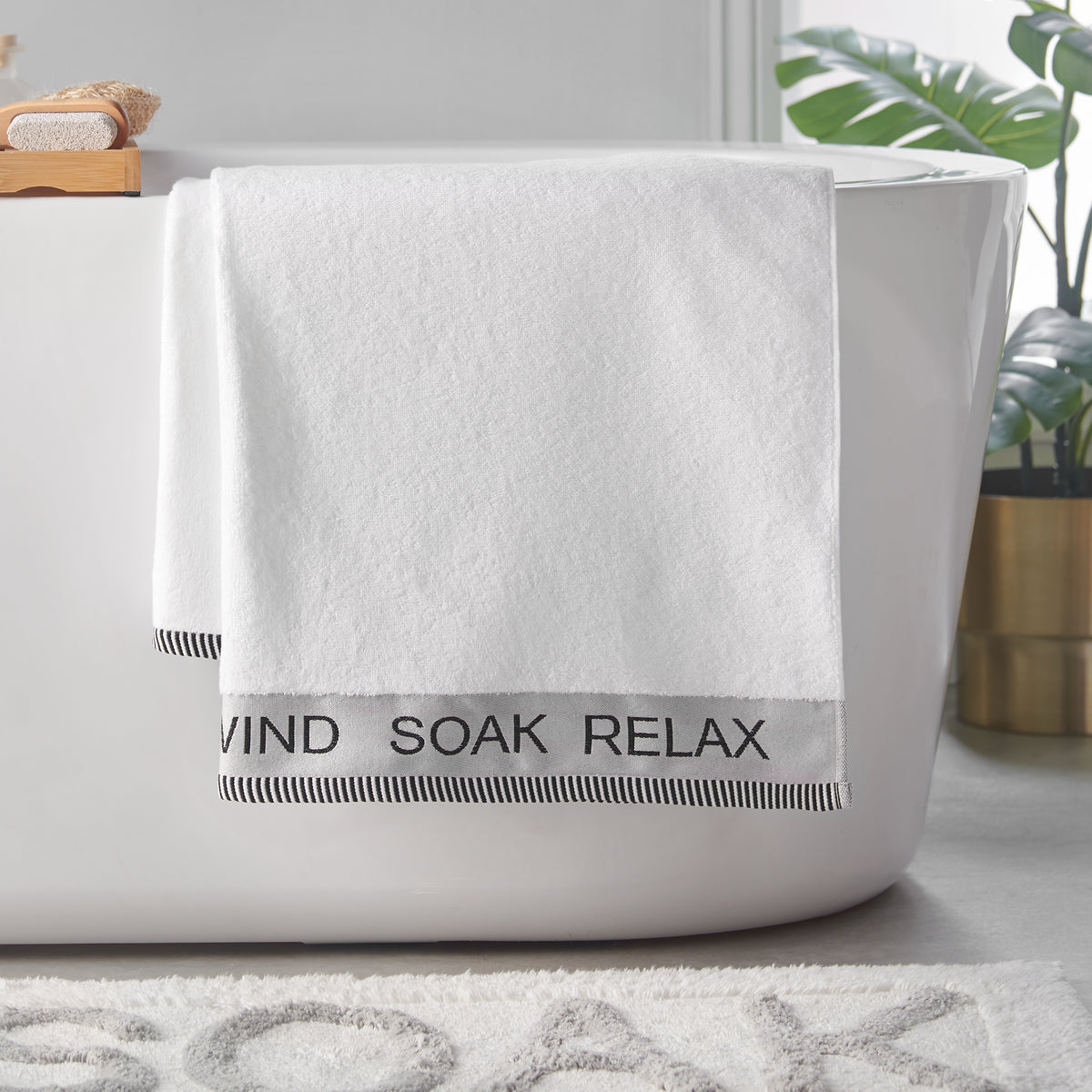 Catherine Lansfield Quick Dry Bale of Four Towels White