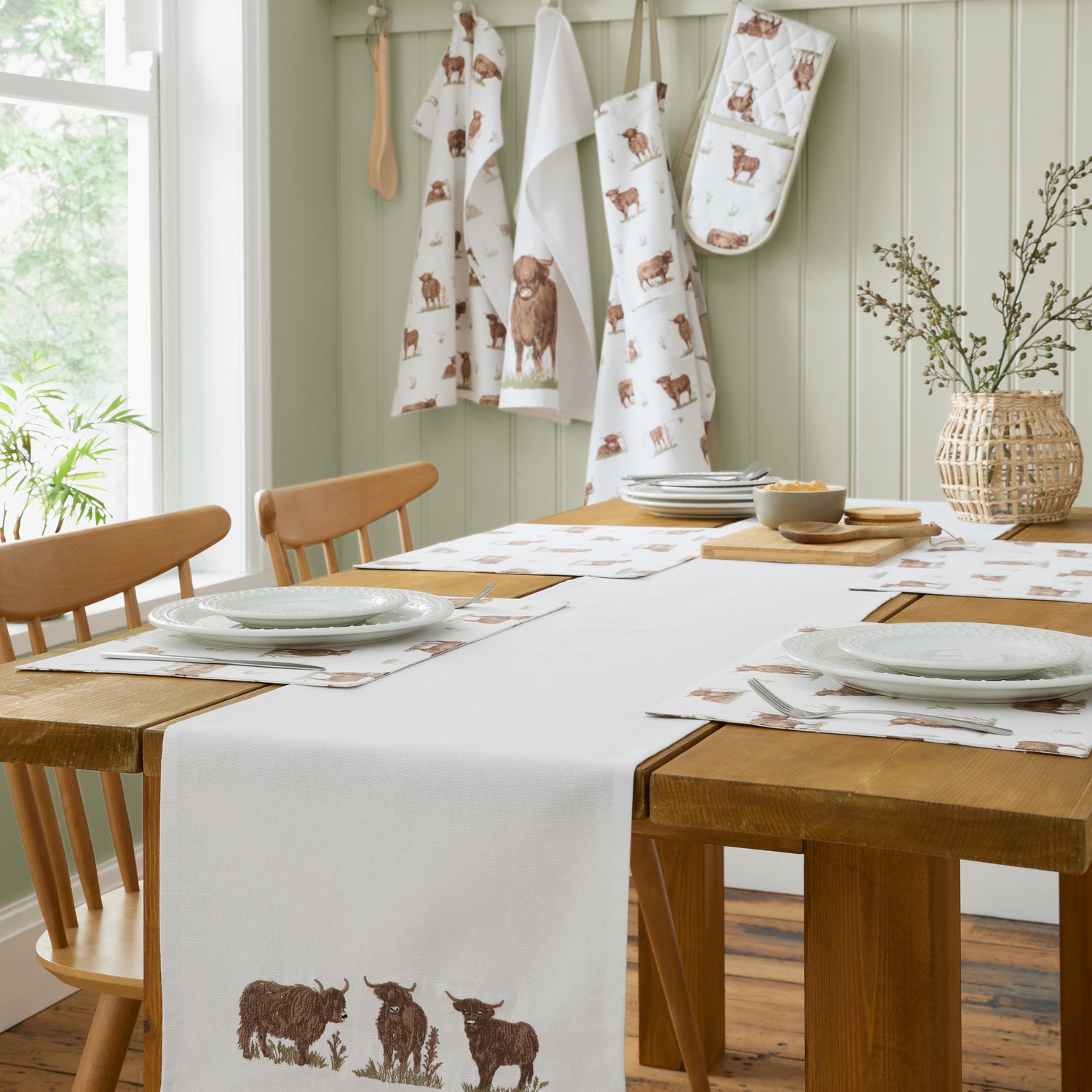 Catherine Lansfield Angus Highland Cow Placemat Natural