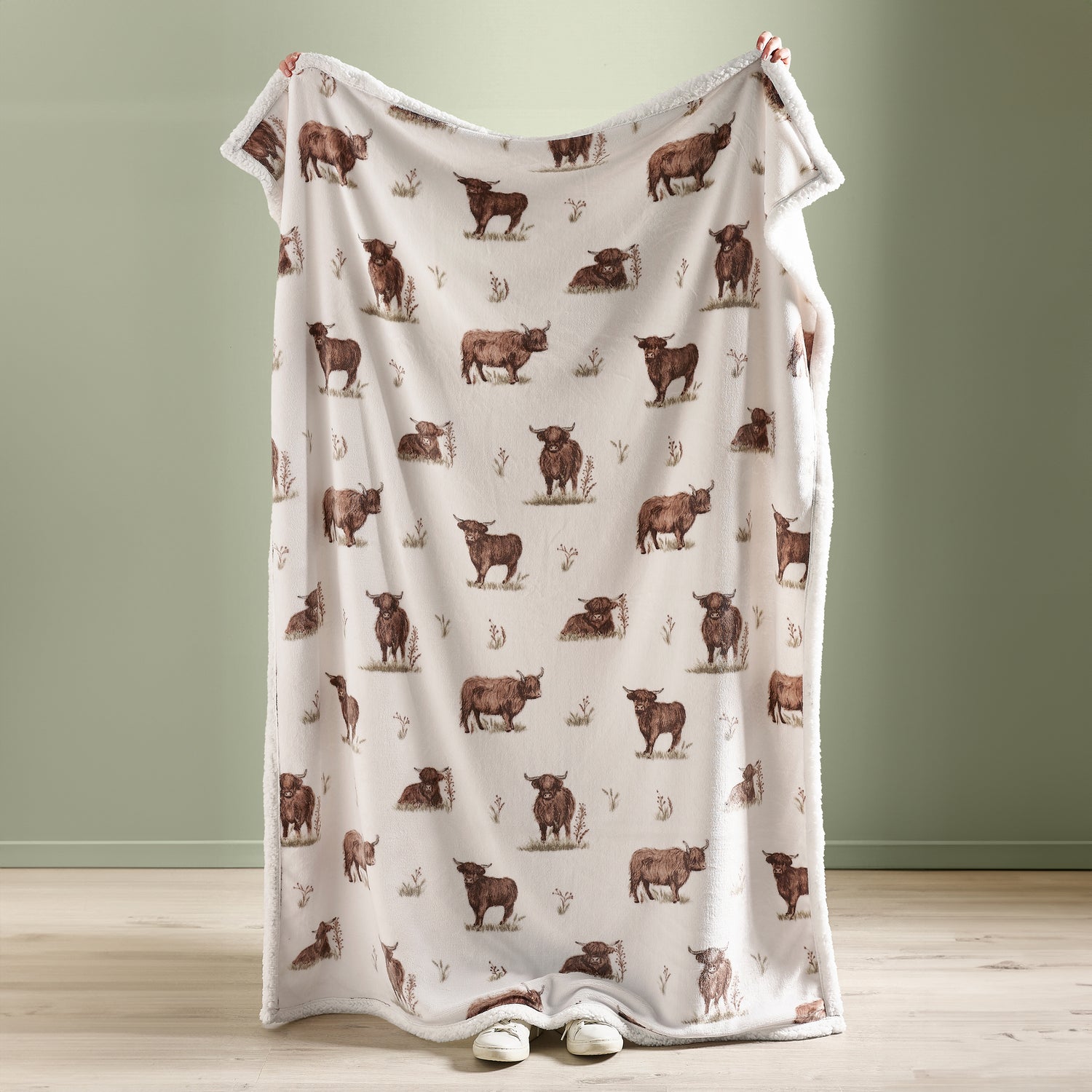 Catherine Lansfield Angus Highland Cow 130cm x 170cm Throw Natural
