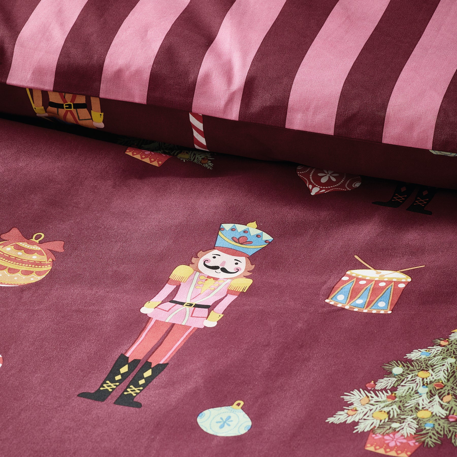Catherine Lansfield Christmas Nutcracker Stripe Duvet Cover Bedding Set Plum