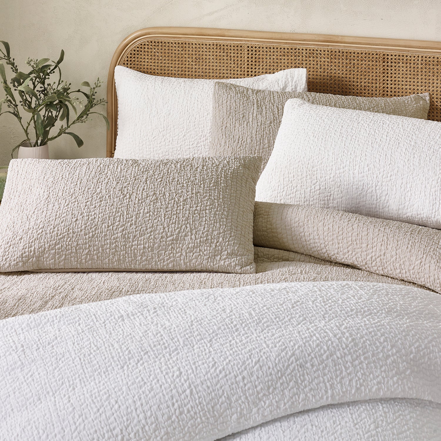 Catherine Lansfield Crinkle Seersucker Duvet Cover Bedding Set Natural