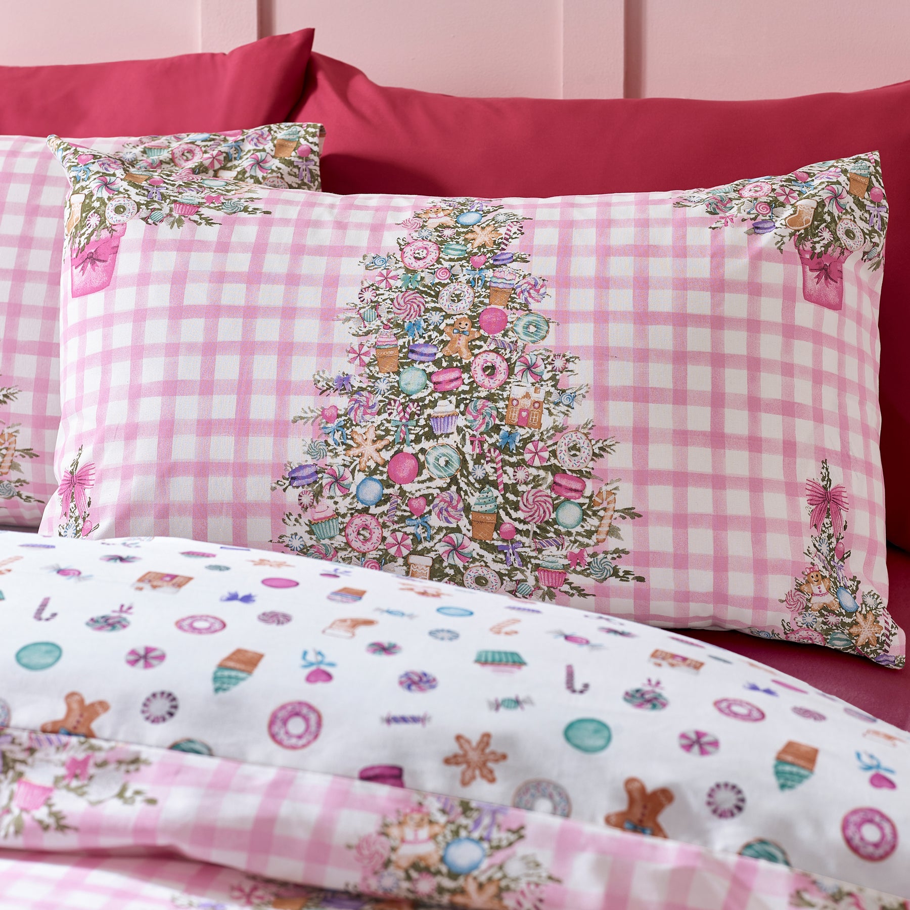 Catherine Lansfield Christmas Sweets And Treats Duvet Cover Bedding Set Pink