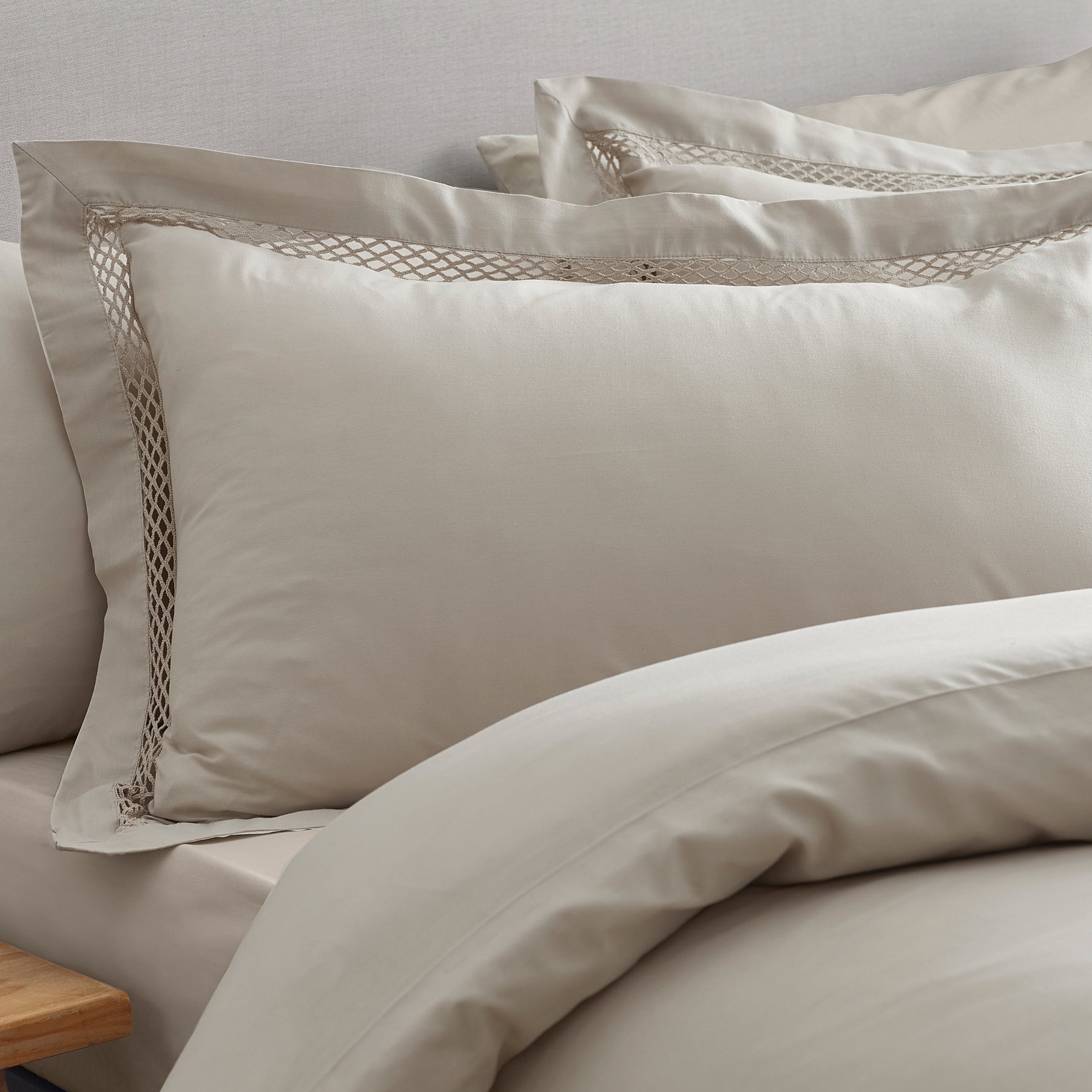 Catherine Lansfield Classic Lattice Lace Duvet Cover Bedding Set Natural