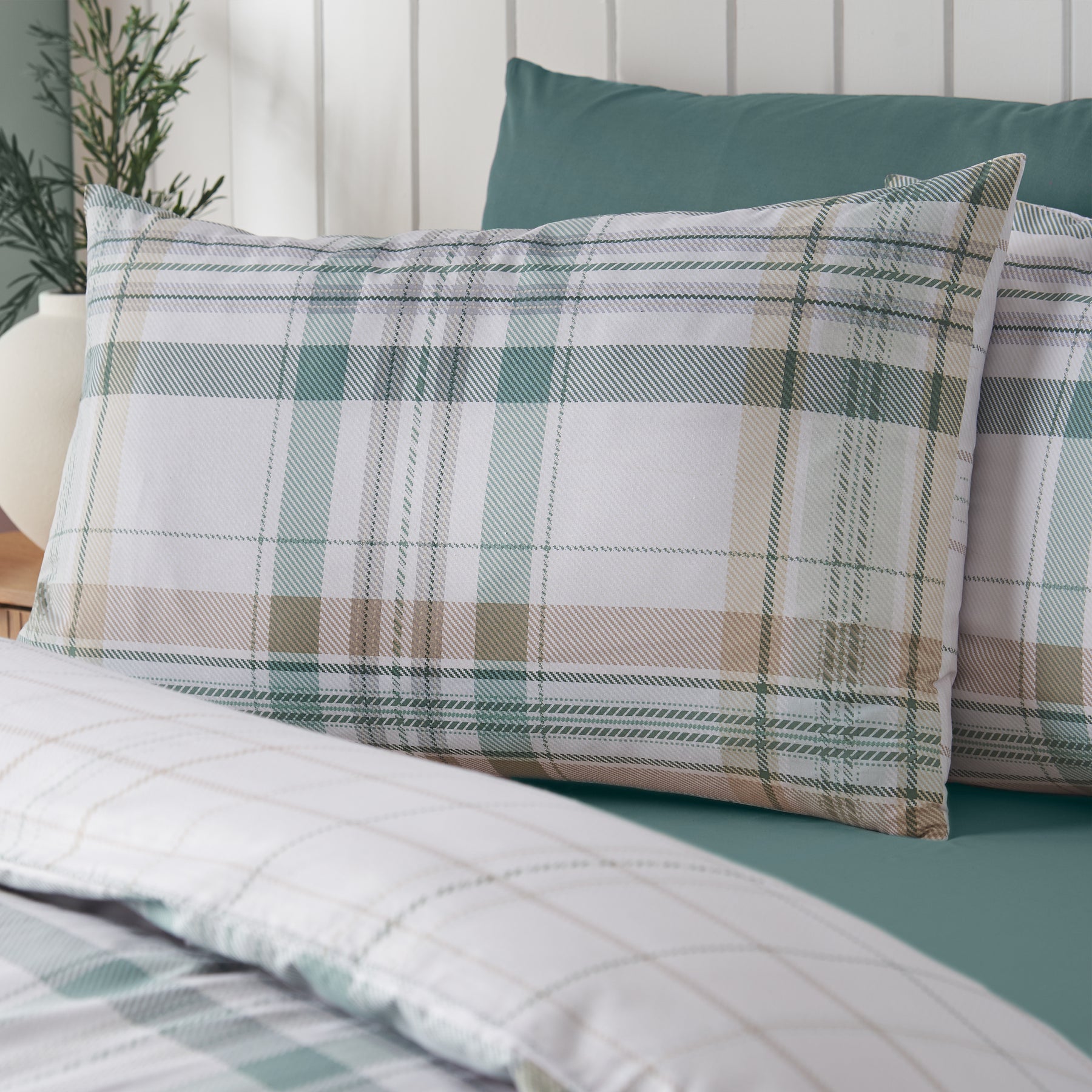 Catherine Lansfield Cartmel Check Duvet Cover Bedding Set Green