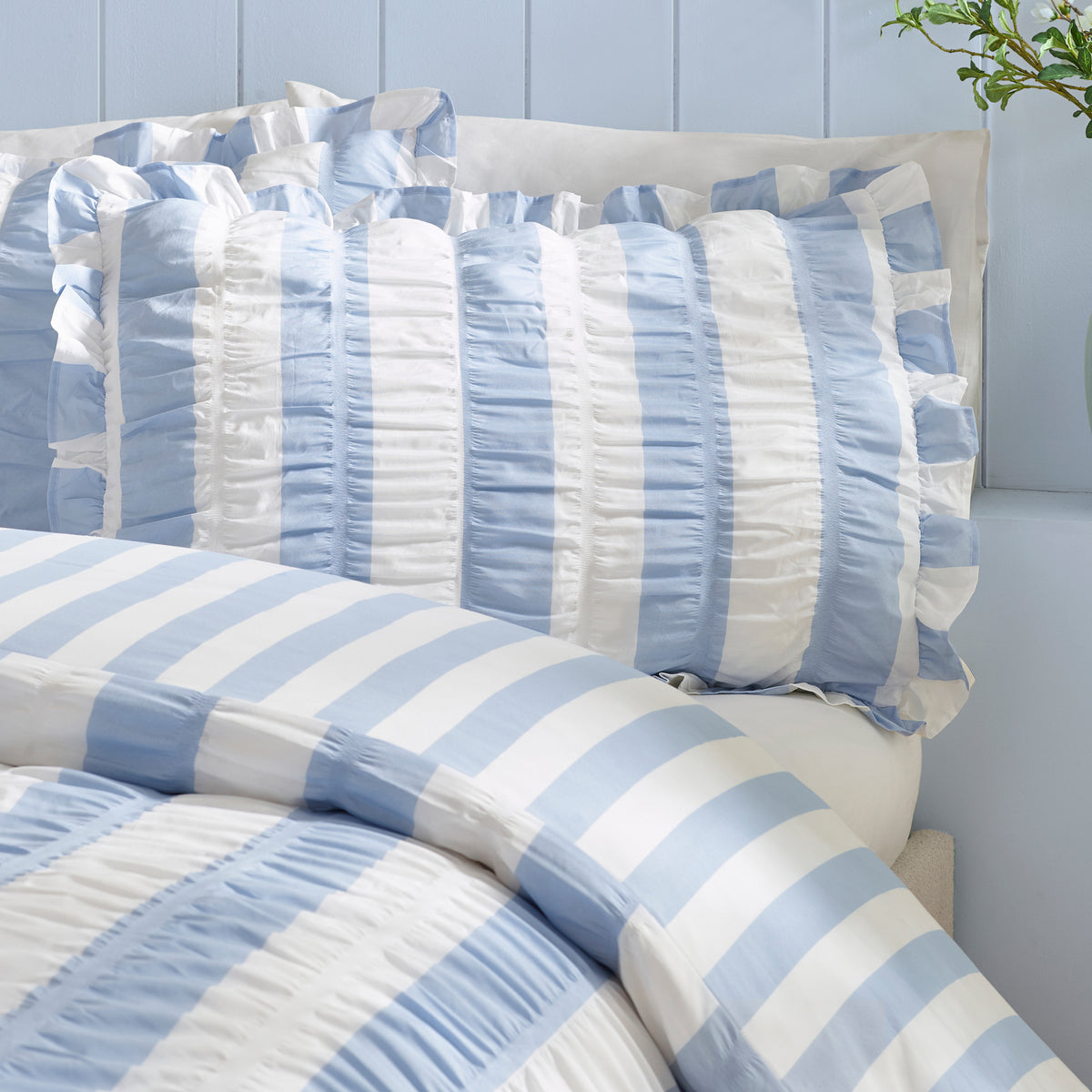 Catherine Lansfield Seersucker Frill Stripe Duvet Cover Bedding Set Blue