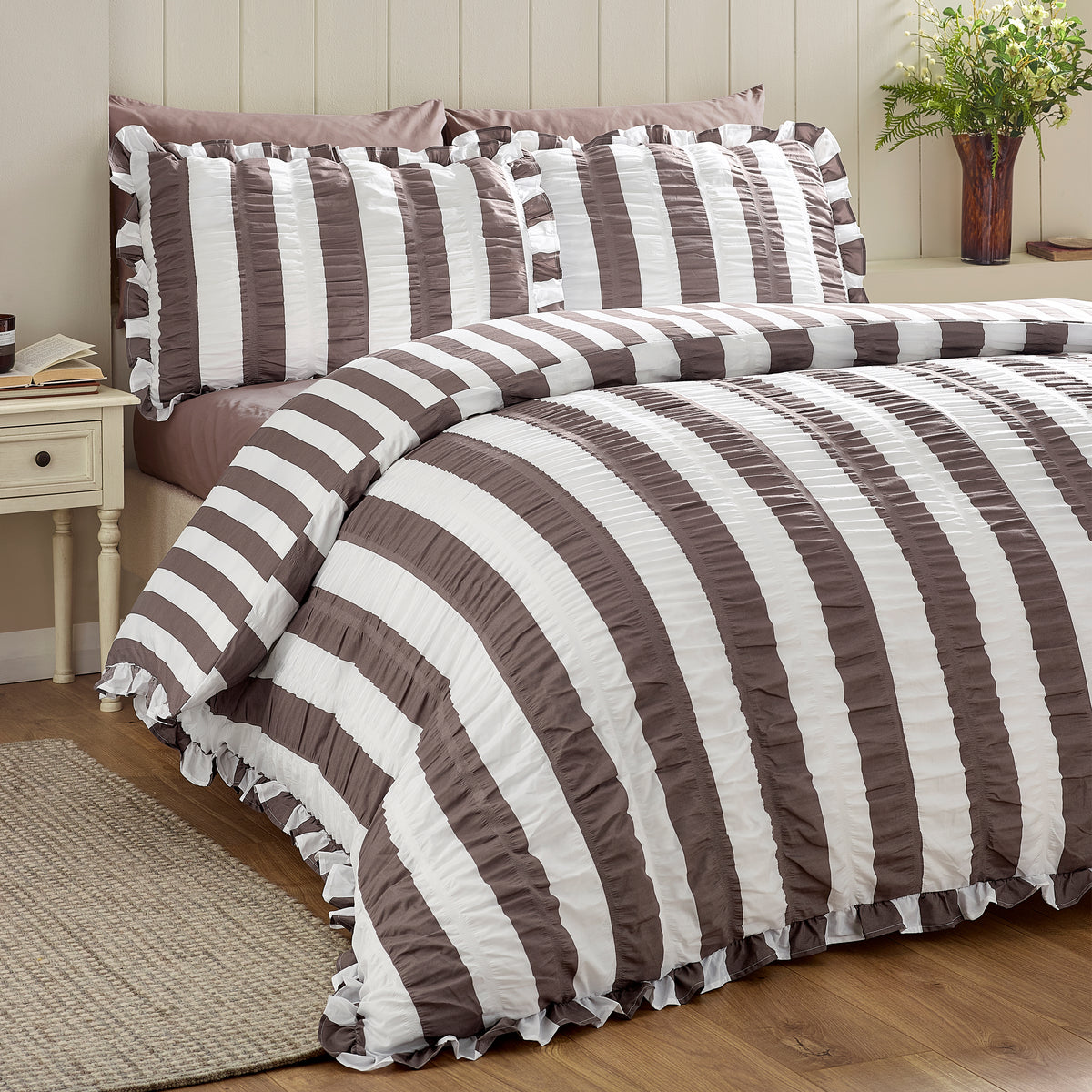 Catherine Lansfield Seersucker Frill Stripe Duvet Cover Bedding Set Chocolate