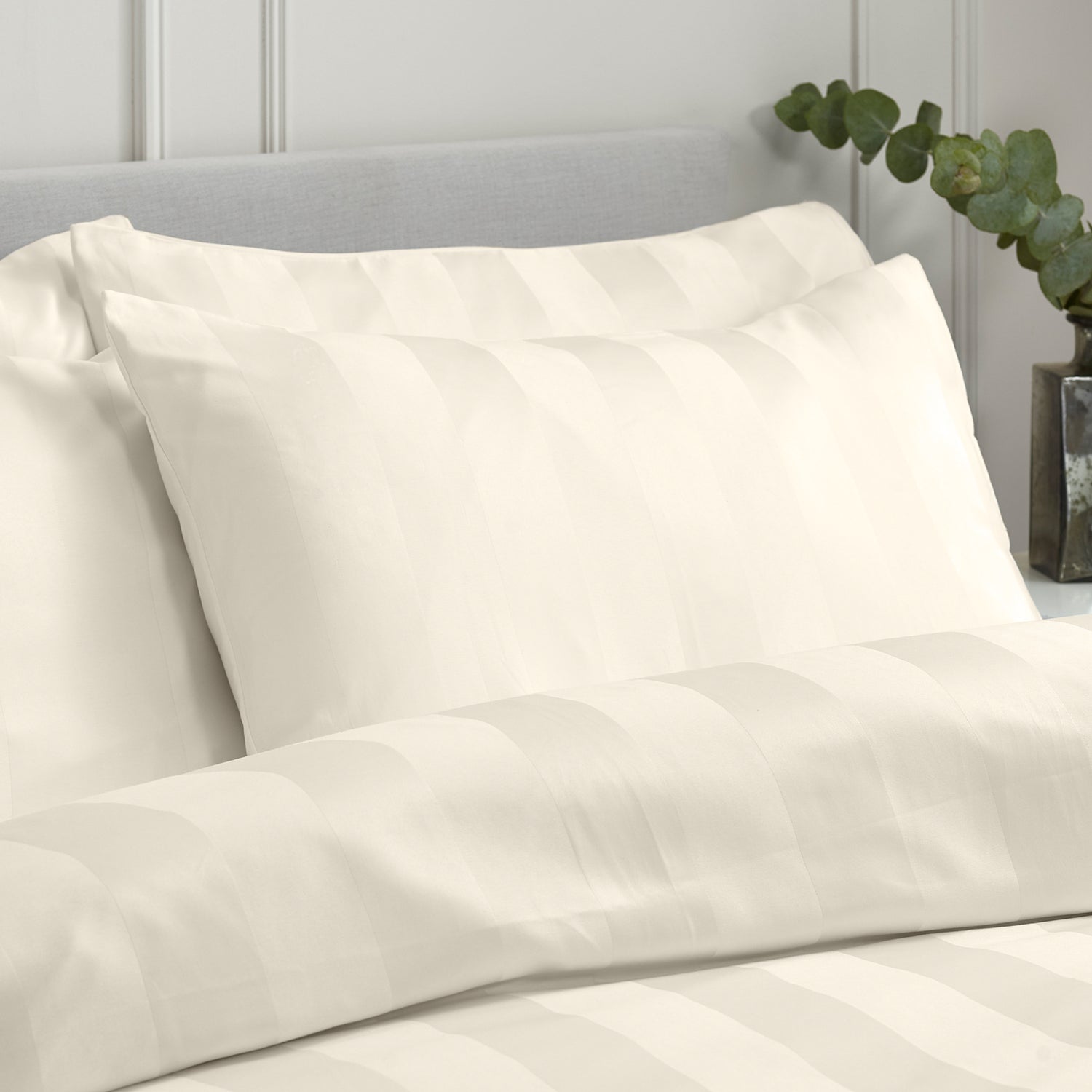 Catherine Lansfield So Soft Satin Stripe Duvet Cover Bedding Set Cream