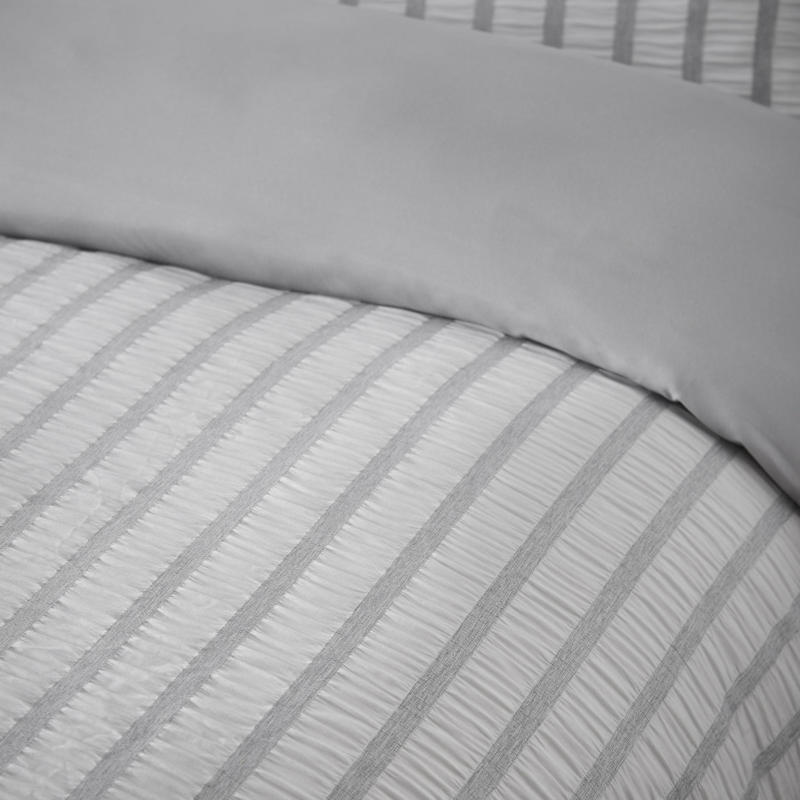 Catherine Lansfield So Soft Seersucker Stripe Duvet Cover Bedding Set Grey