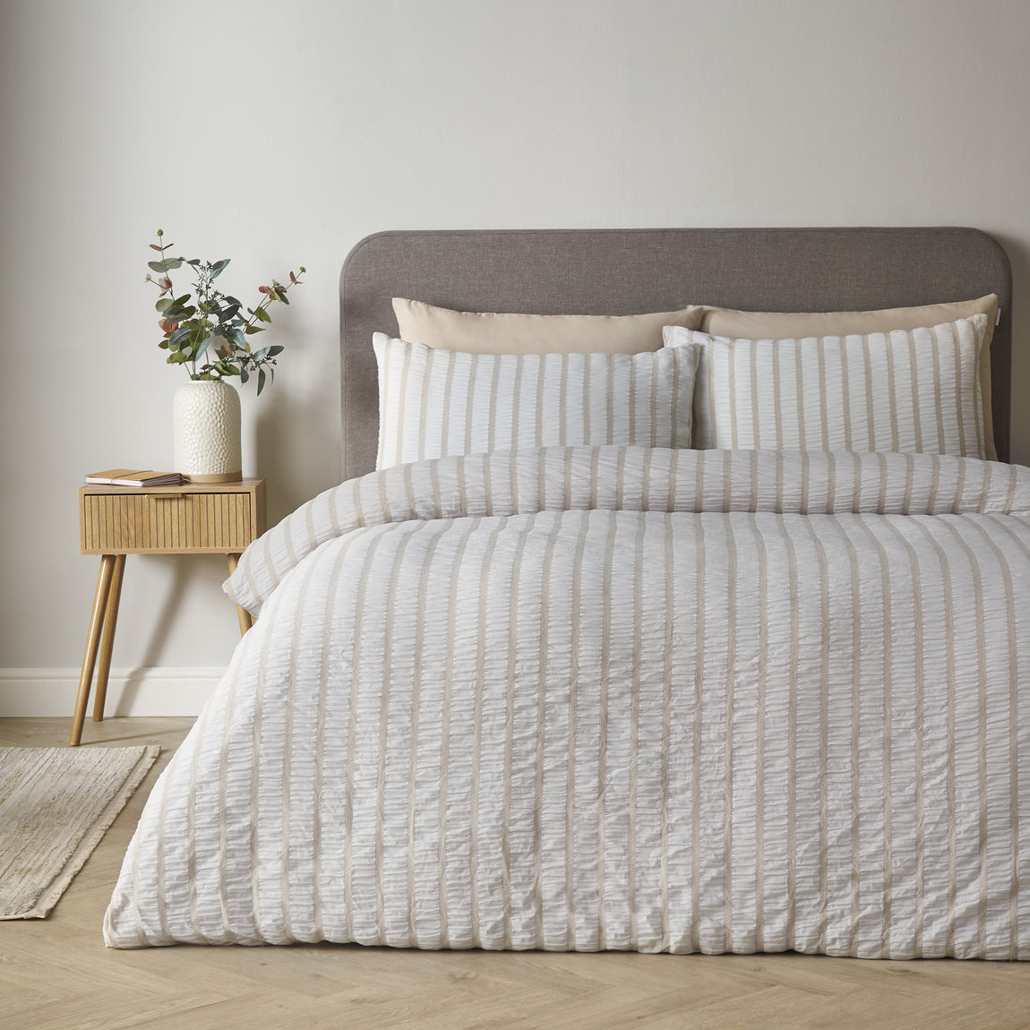 Catherine Lansfield So Soft Seersucker Stripe Duvet Cover Bedding Set Natural