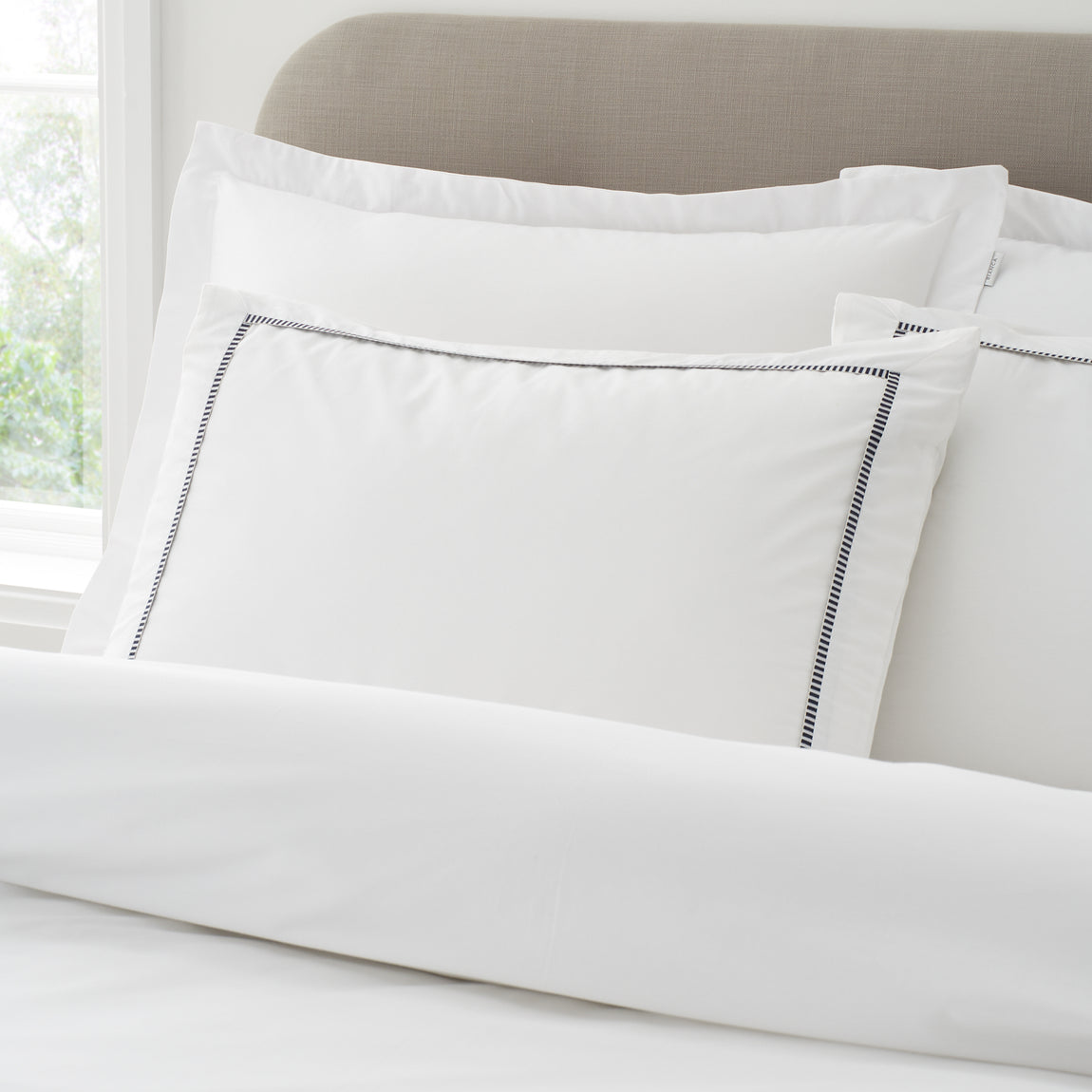 Bianca Contrast Trim Duvet Cover Bedding Set White Black