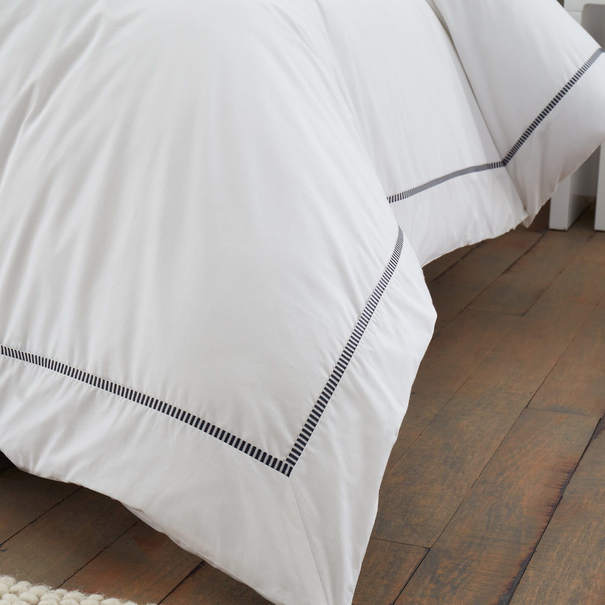 Bianca Contrast Trim Duvet Cover Bedding Set White Black