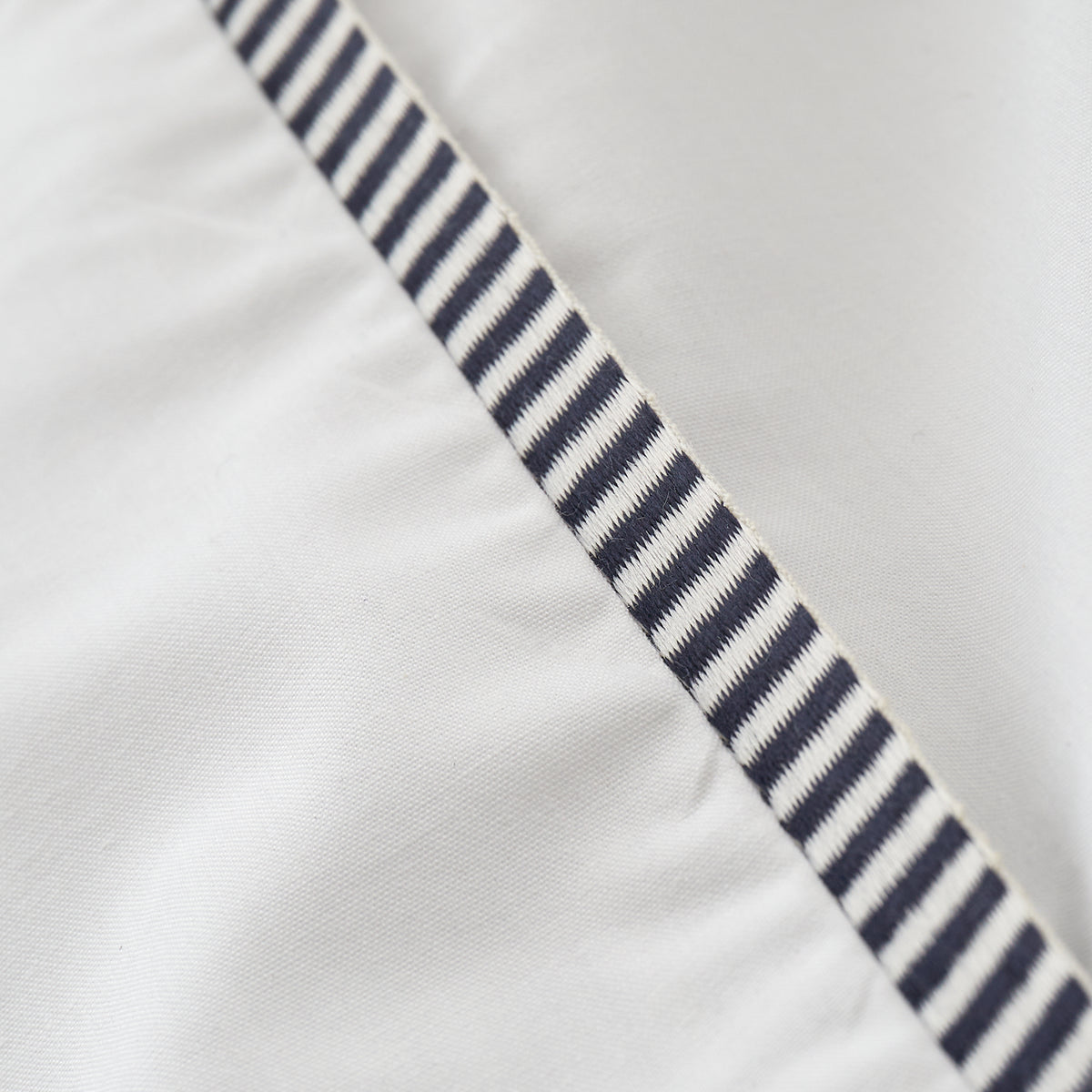 Bianca Contrast Trim Duvet Cover Bedding Set White Black