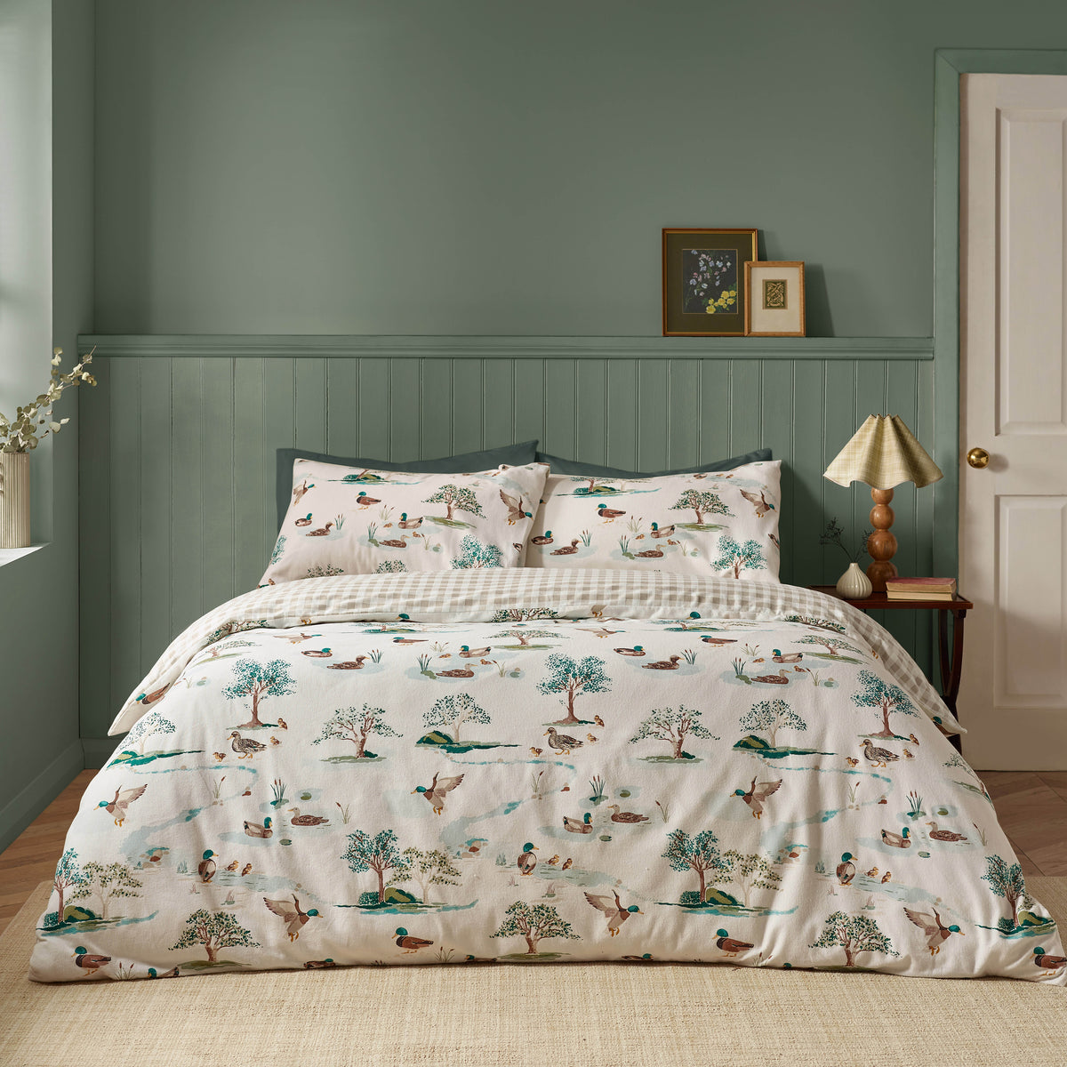 Catherine Lansfield Brushed Mallards Duvet Cover Bedding Set Cream
