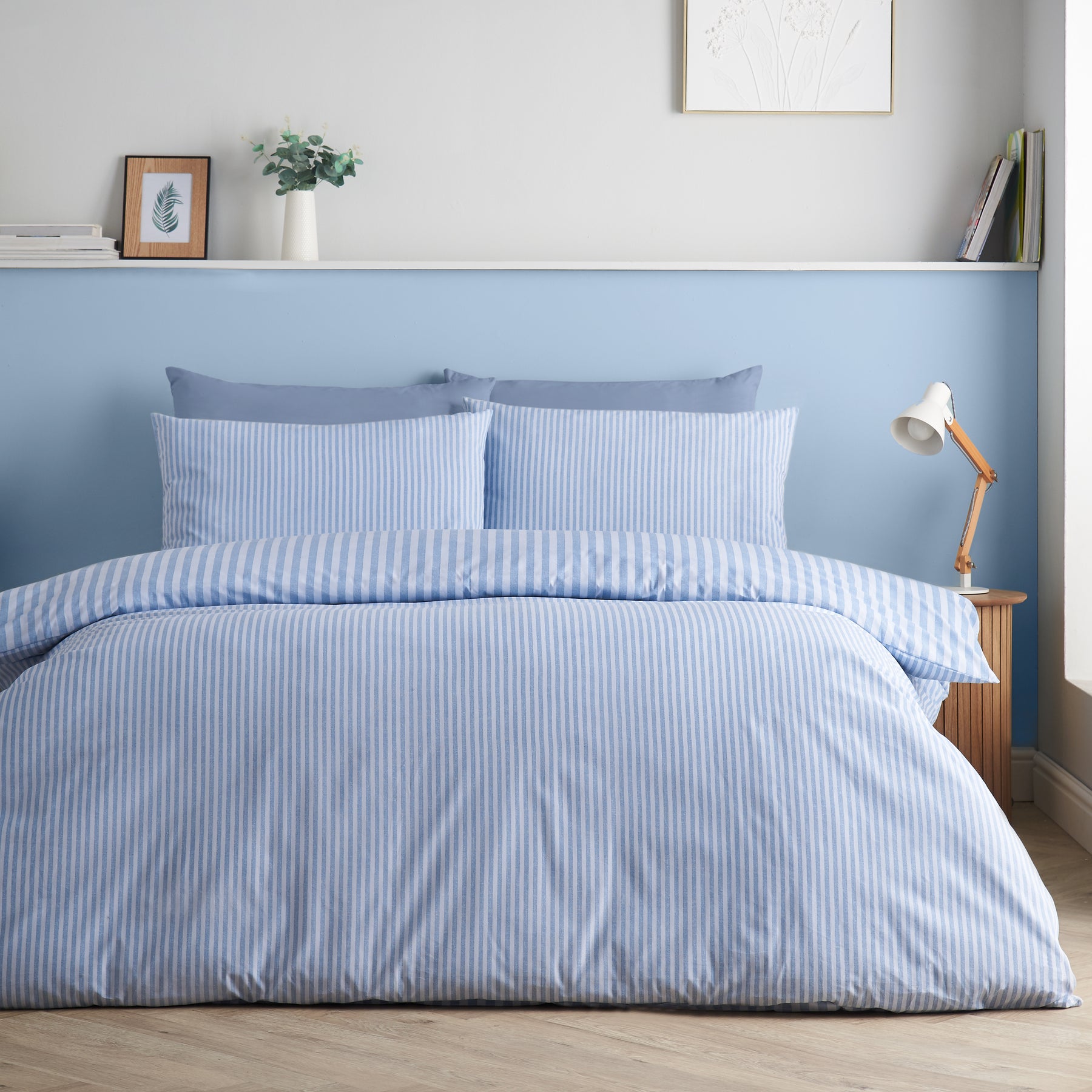 Catherine Lansfield Epping Textured Stripe Duvet Cover Bedding Set Blue