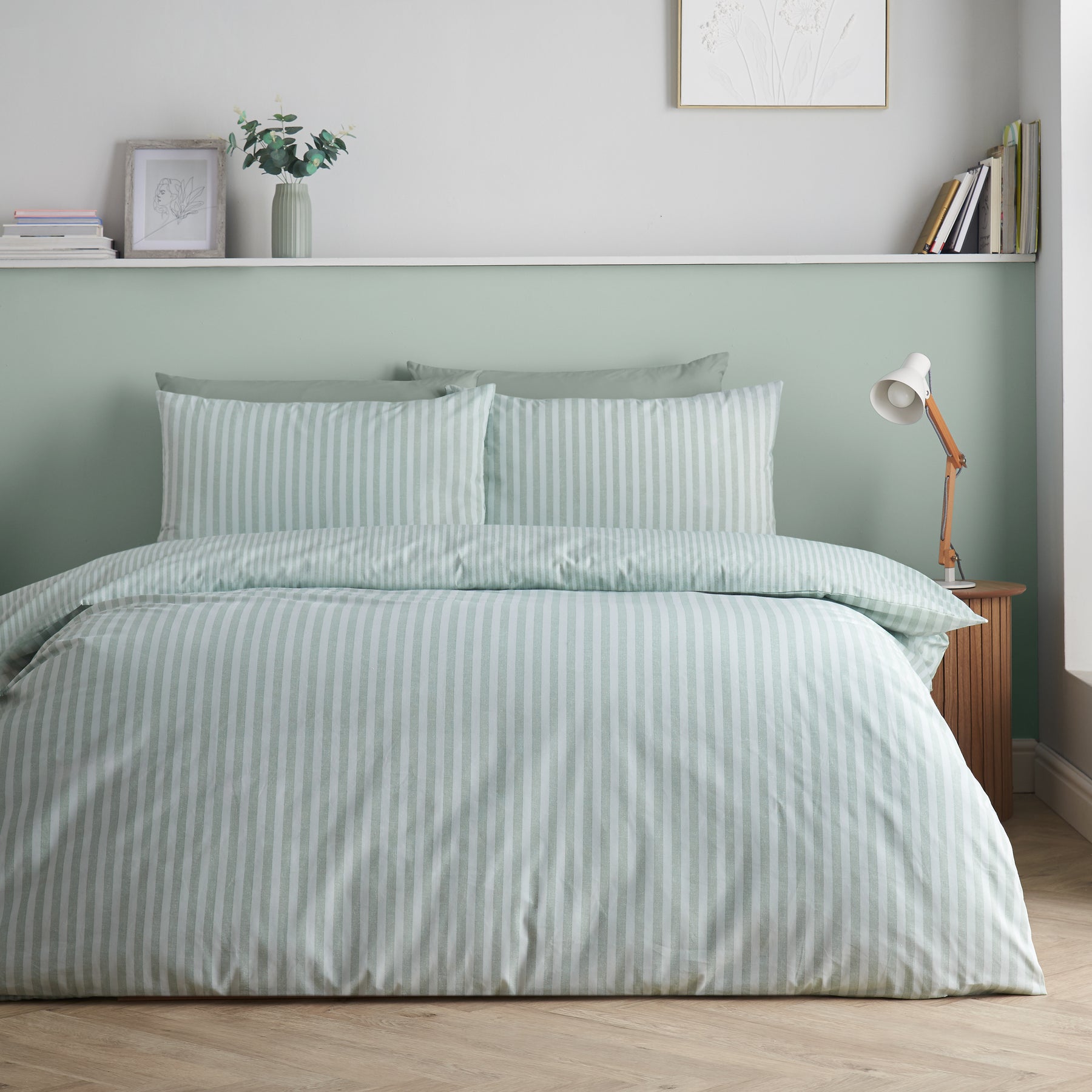 Catherine Lansfield Epping Textured Stripe Duvet Cover Bedding Set Green