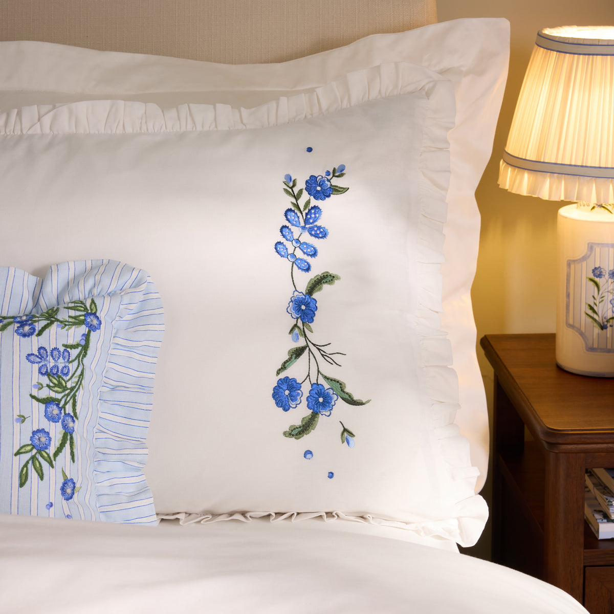 Cath Kidston Forget Me Knot Floral Duvet Cover Bedding Set White Blue