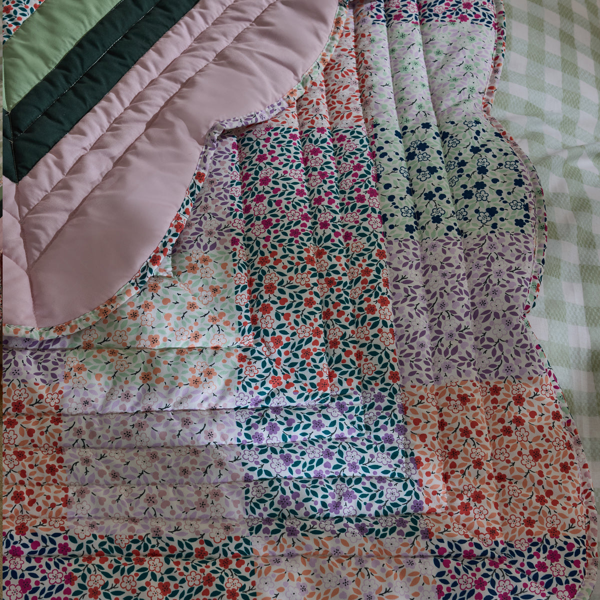 Cath Kidston Heirloom Patchwork 150cm x 200cm Bedspread Pink