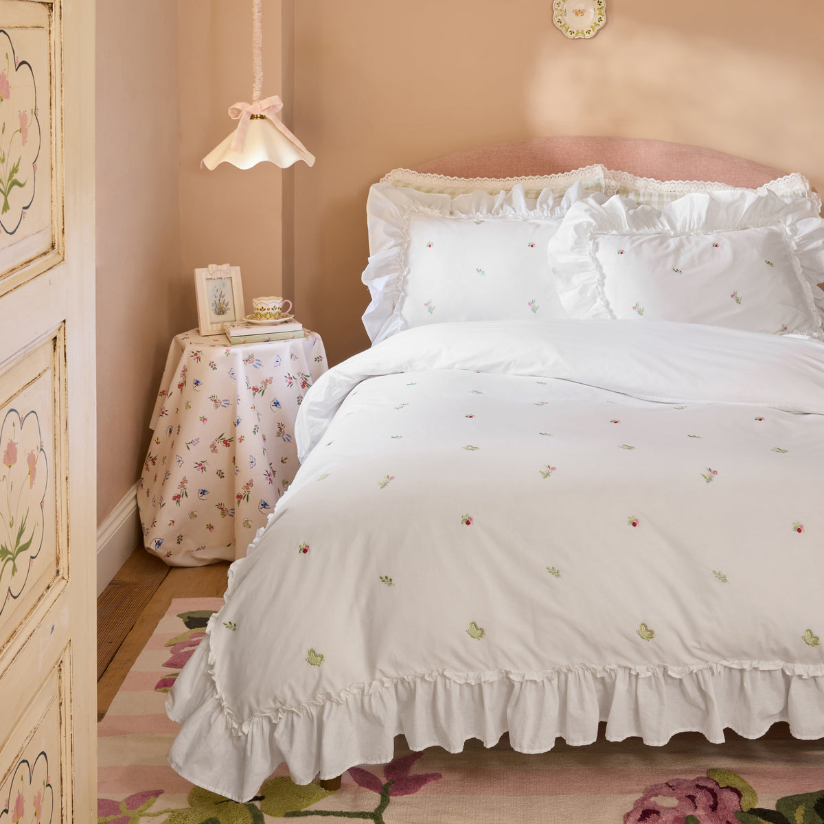 Cath Kidston Tiny Floral Embroidered Frill Duvet Cover Bedding Set White