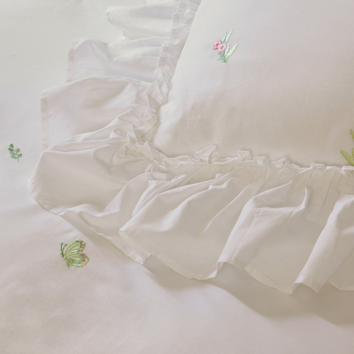 Cath Kidston Tiny Floral Embroidered Frill Duvet Cover Bedding Set White