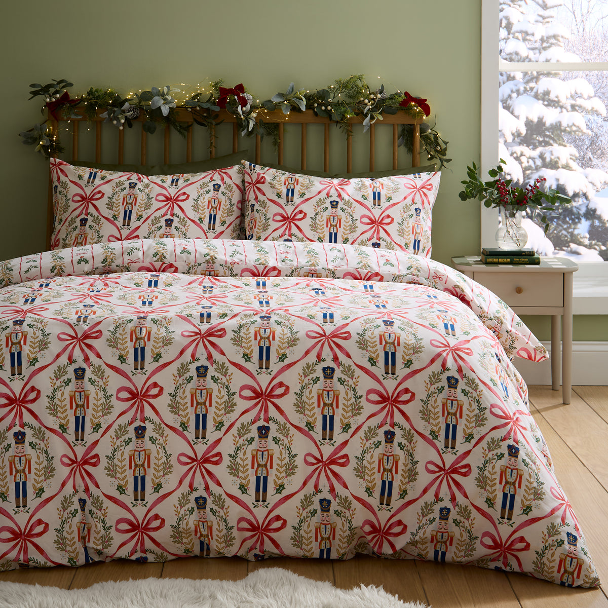 Catherine Lansfield Christmas Nutcracker Bows Duvet Cover Bedding Set Natural