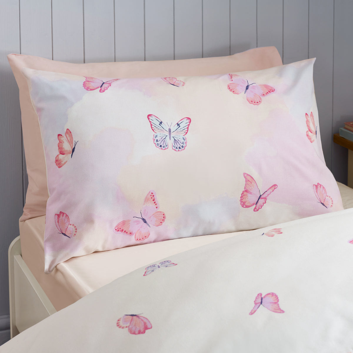 Catherine Lansfield Ombre Butterflies Childrens Bedding Pink