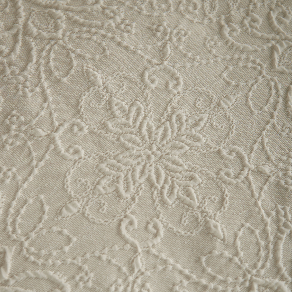 Catherine Lansfield Amelia Jacquard Duvet Cover Bedding Set Cream