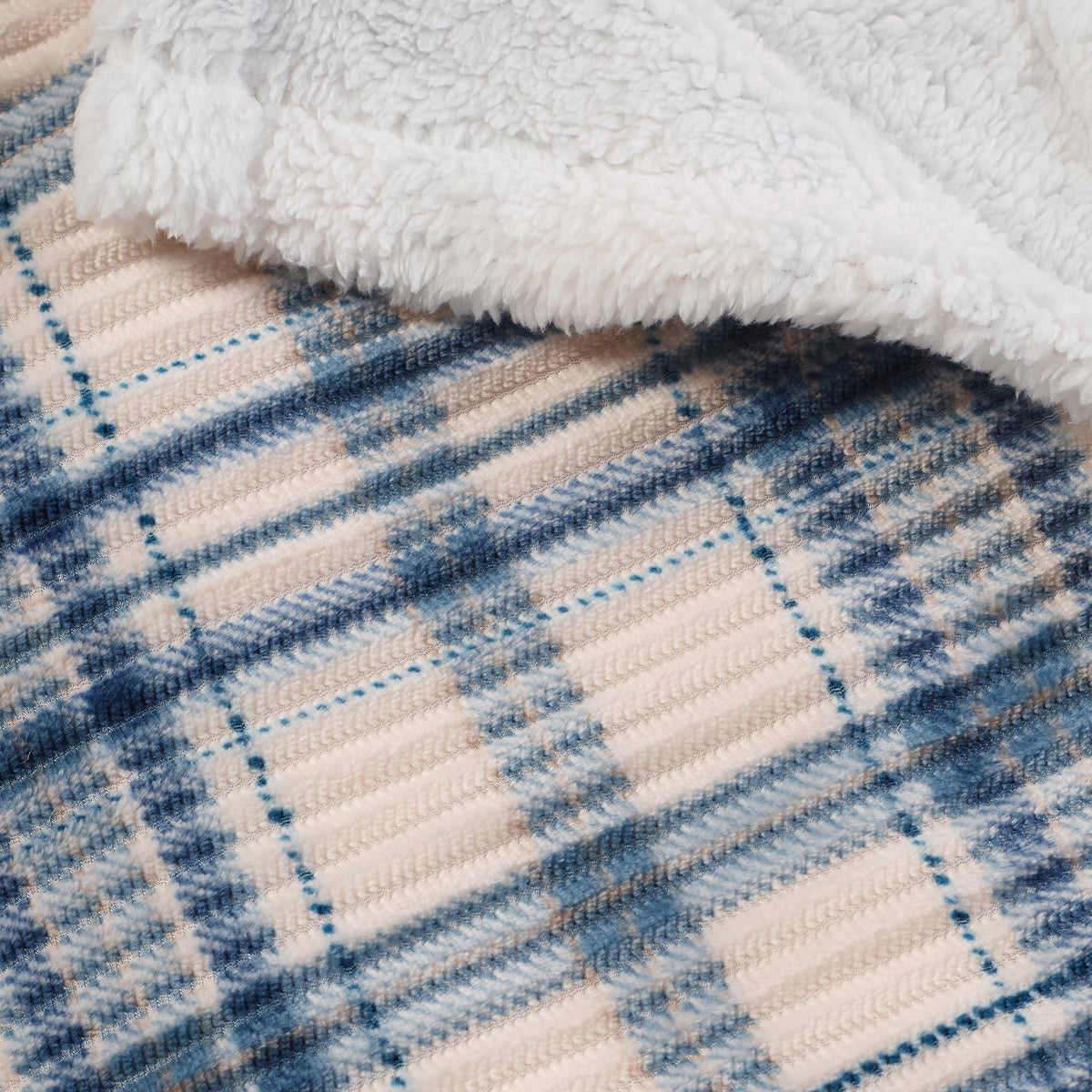 Catherine Lansfield Cosy Ribbed Check Throw Blue