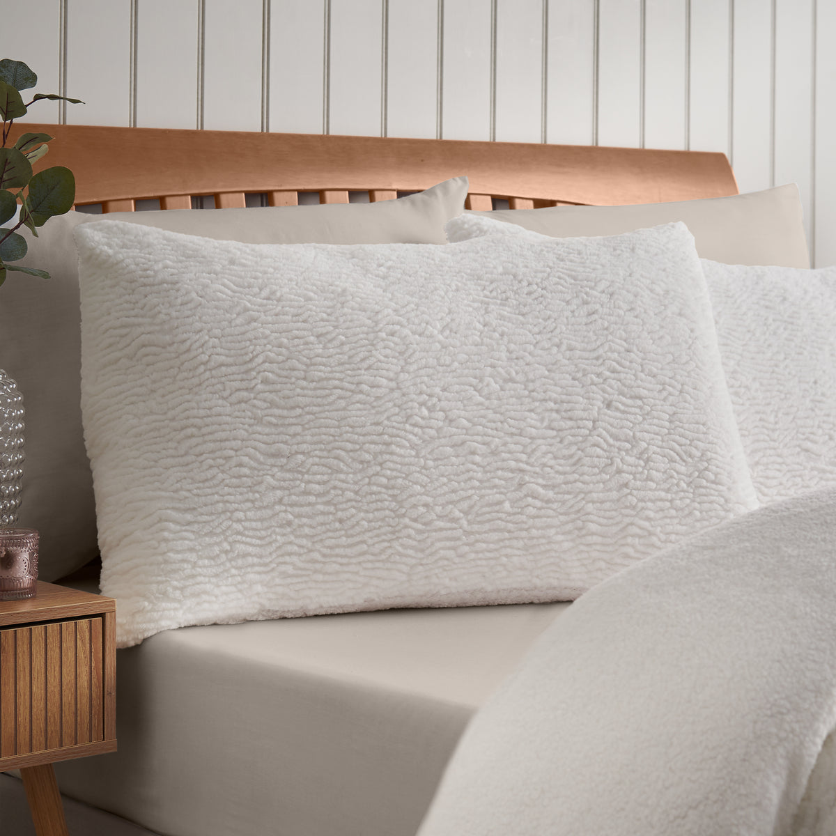 Catherine Lansfield Textured Wave Faux Fur Duvet Cover Bedding Set Cream