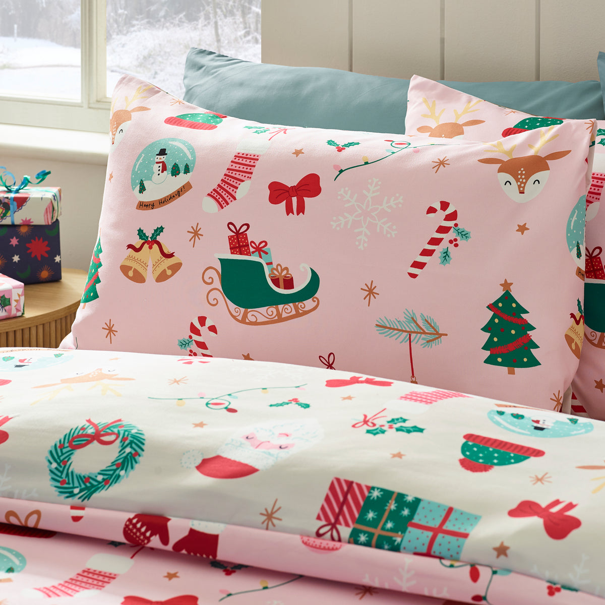 Catherine Lansfield Christmas Happy Holidays Childrens Bedding Pink