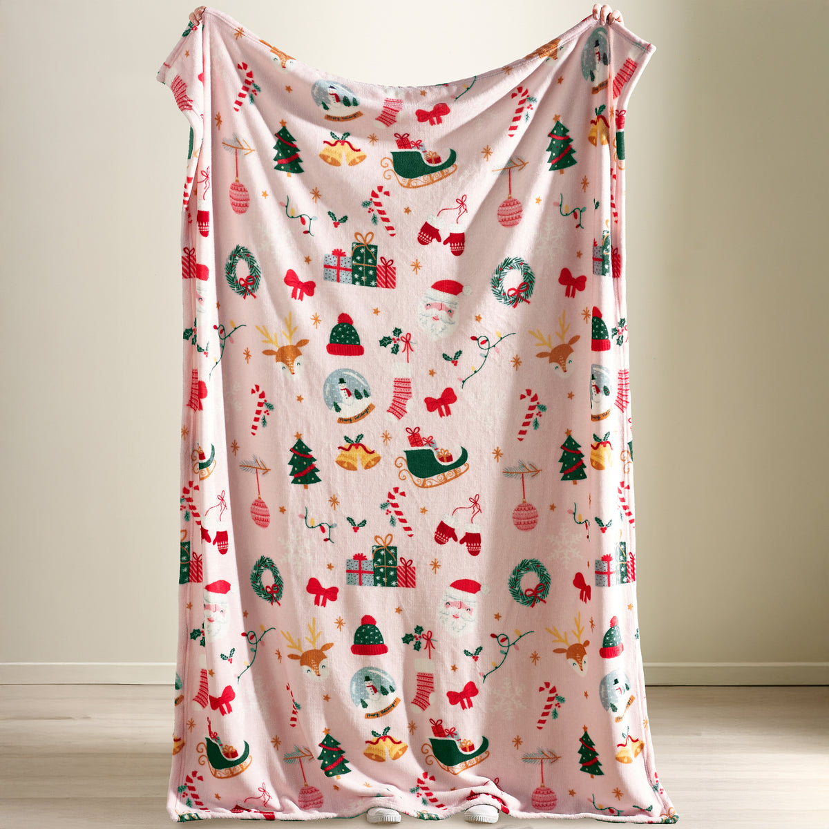 Catherine Lansfield Christmas Happy Holidays Throw Pink