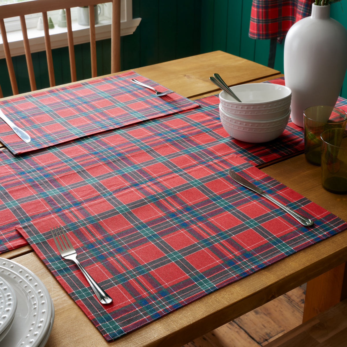 Catherine Lansfield Christmas Tartan Check Pack of Four Placemats 30cm x 46cm Red Green