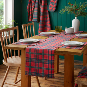 Catherine Lansfield Christmas Tartan Check 33cm x 220cm Runner Red Green