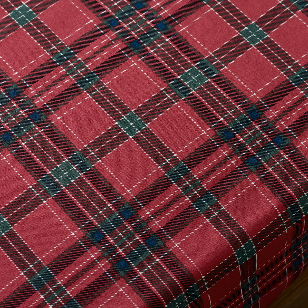 Catherine Lansfield Tartan Check Bed Linen Fitted Sheet Red