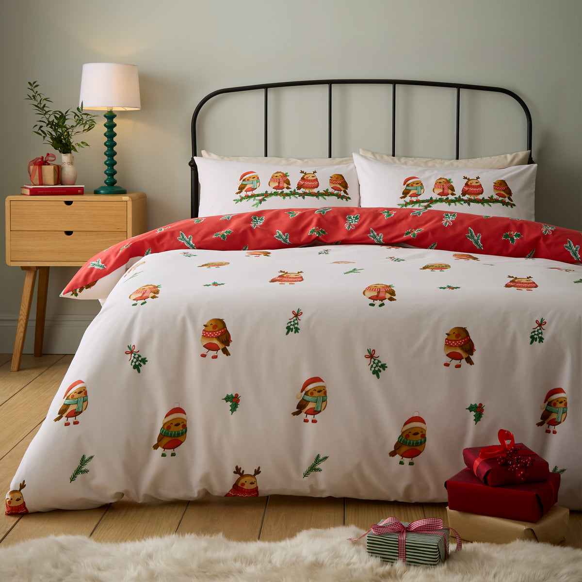 Catherine Lansfield Christmas Robins Duvet Cover Bedding Set Red