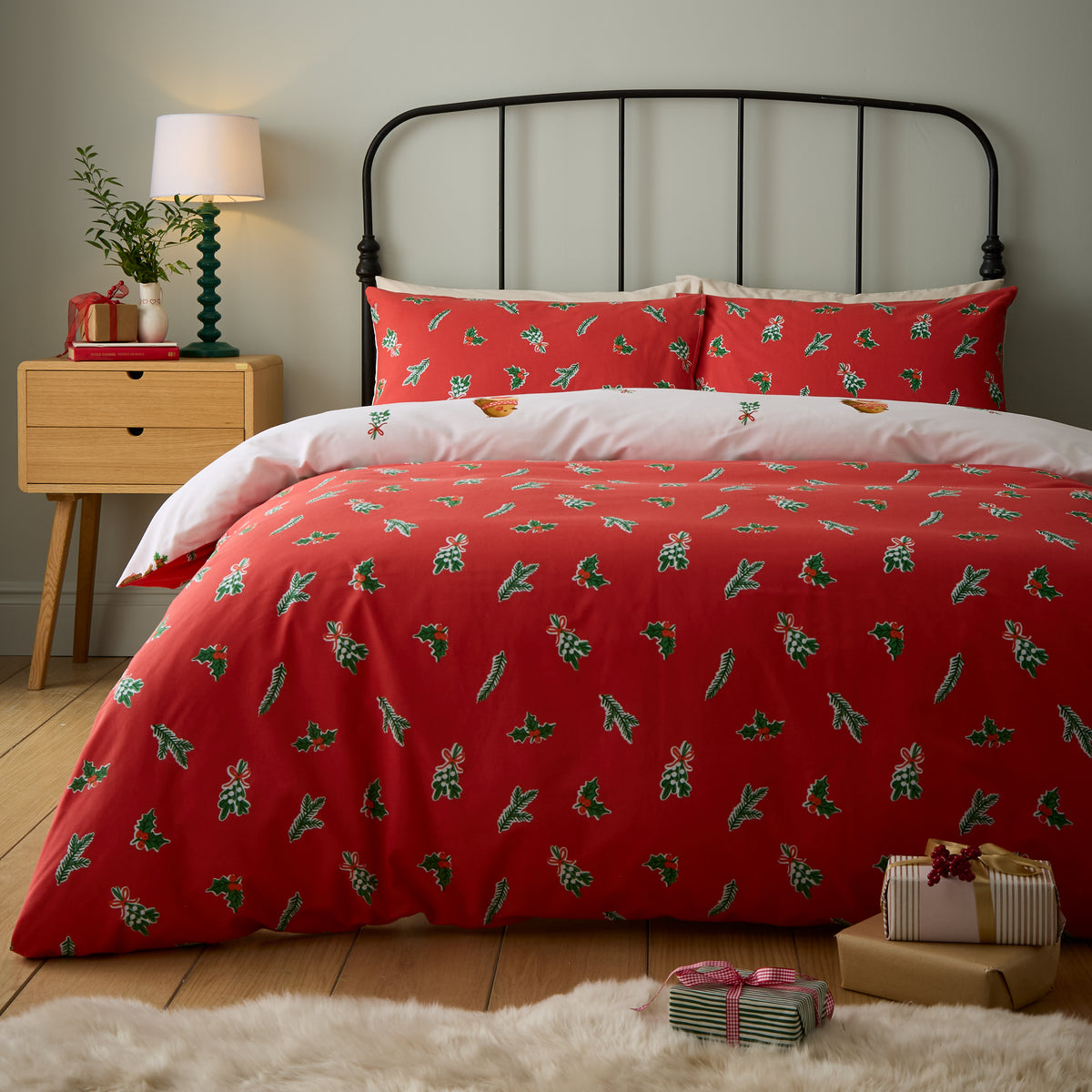 Catherine Lansfield Christmas Robins Duvet Cover Bedding Set Red