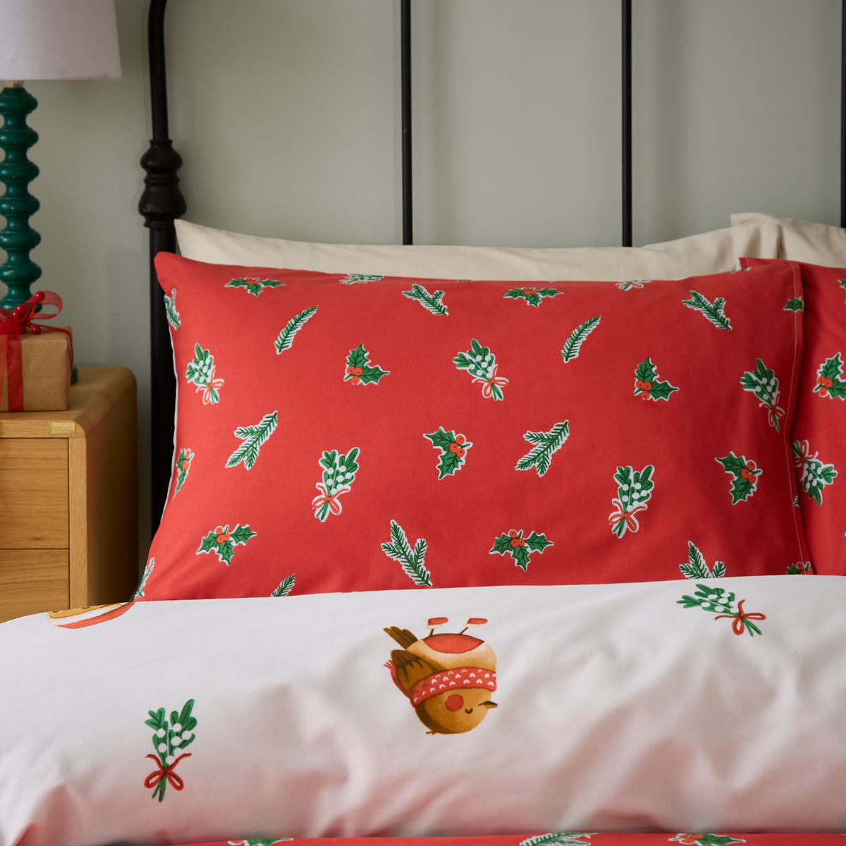 Catherine Lansfield Christmas Robins Duvet Cover Bedding Set Red