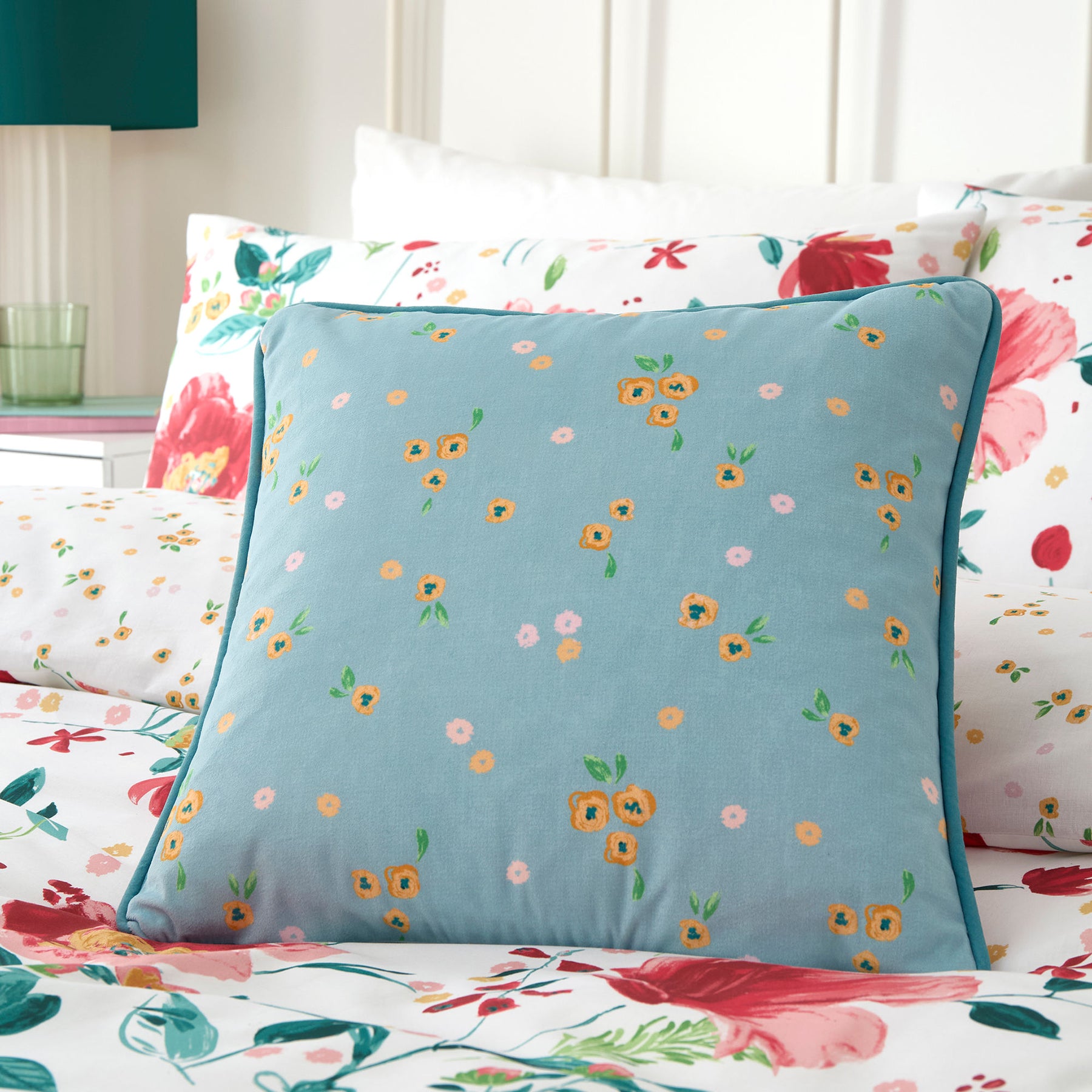 Dreams and Drapes Abstract Poppy Velvet Touch 43cm x 43cm Filled Cushion Red