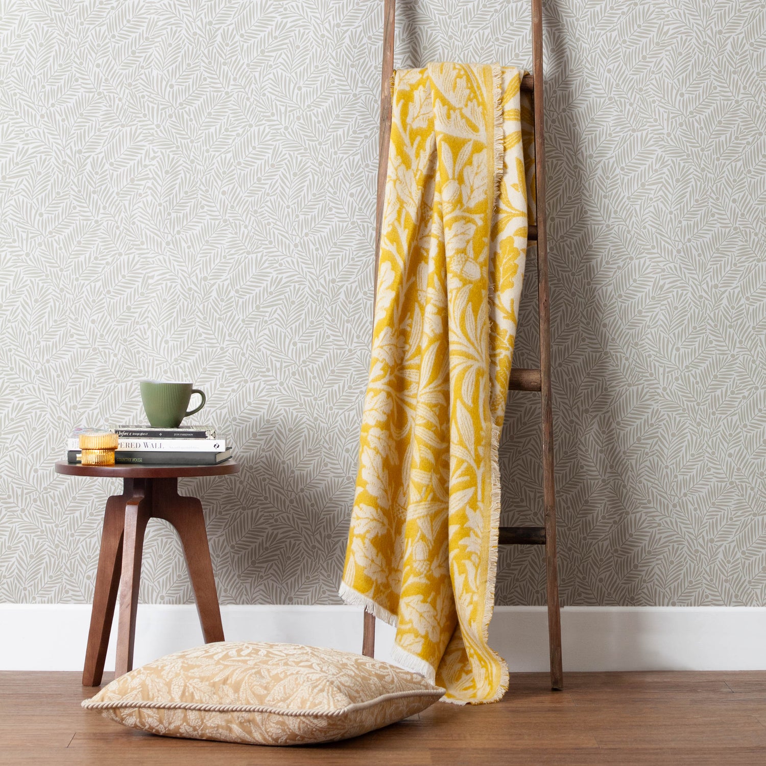 Morris & Co. Acorn Tonal Jacquard 130cm x 170cm Throw Gold