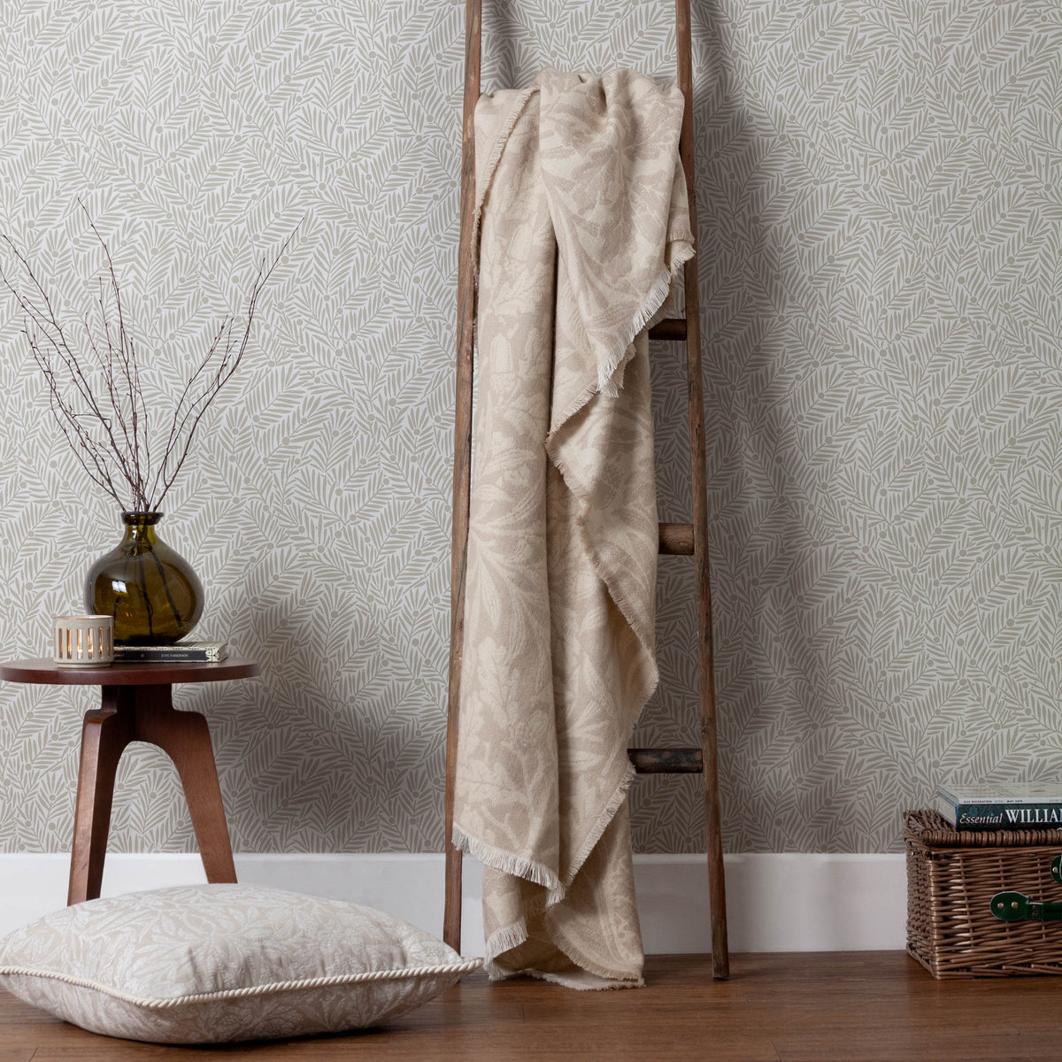 Morris & Co. Acorn Tonal Jacquard 130cm x 170cm Throw Linen